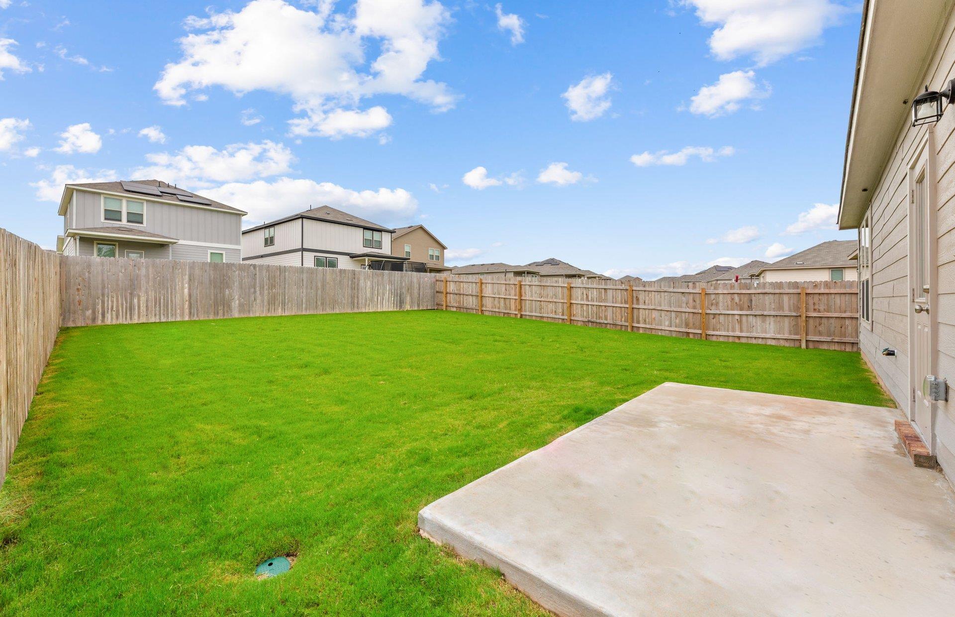 331 Paradise Canyon Dr, Jarrell, TX 76537
