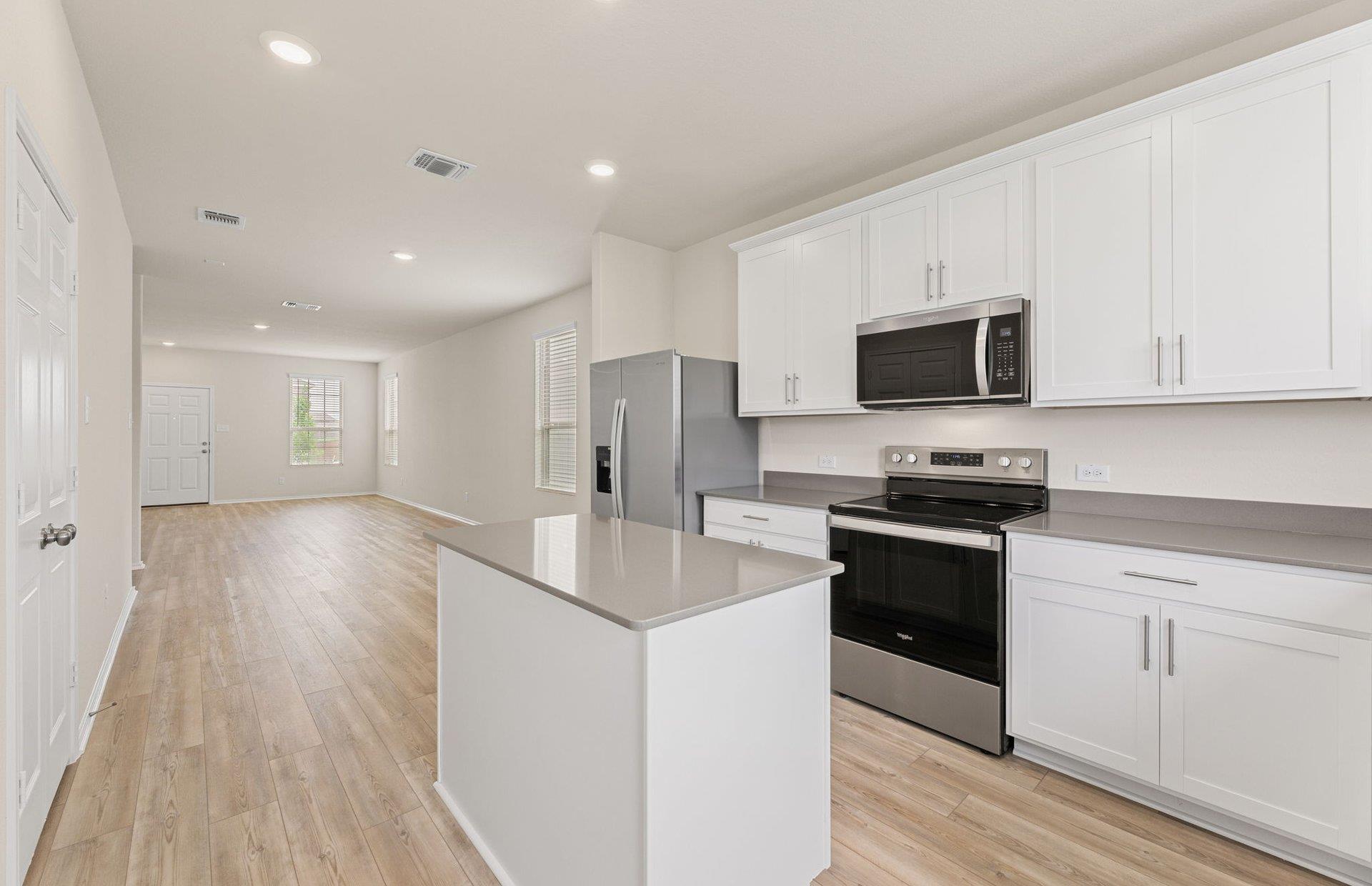 331 Paradise Canyon Dr, Jarrell, TX 76537