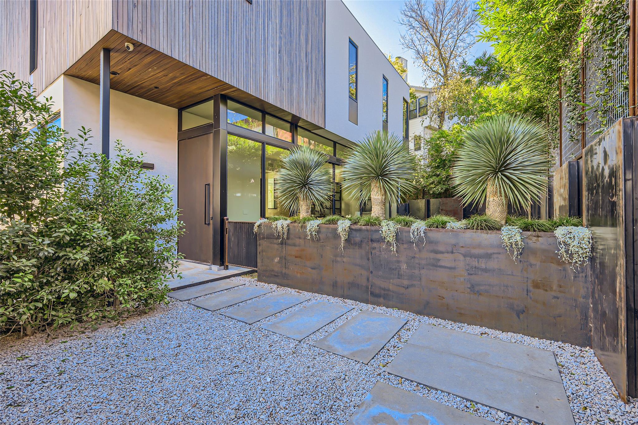 1315 W 9th St # B, Austin, TX 78703