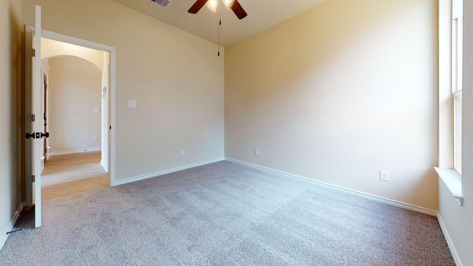 15090 Planeview Dr, Salado, TX 76571
