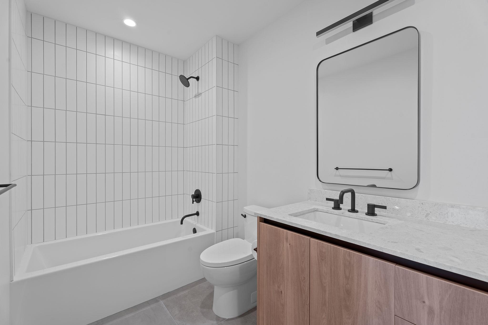 84 East Ave # 3401, Austin, TX 78701