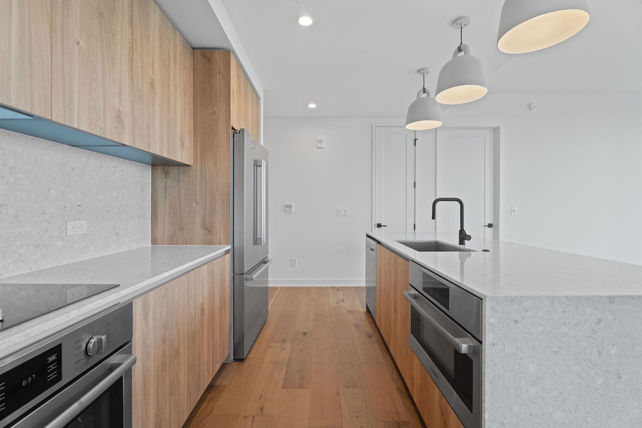 84 East Ave # 3401, Austin, TX 78701