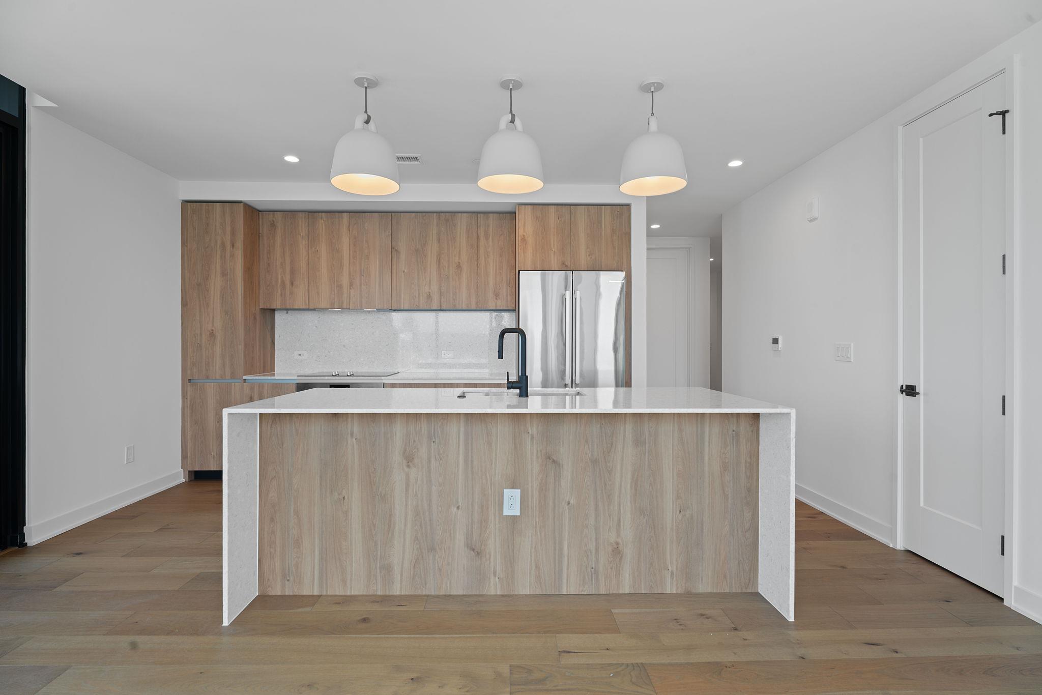 84 East Ave # 3401, Austin, TX 78701