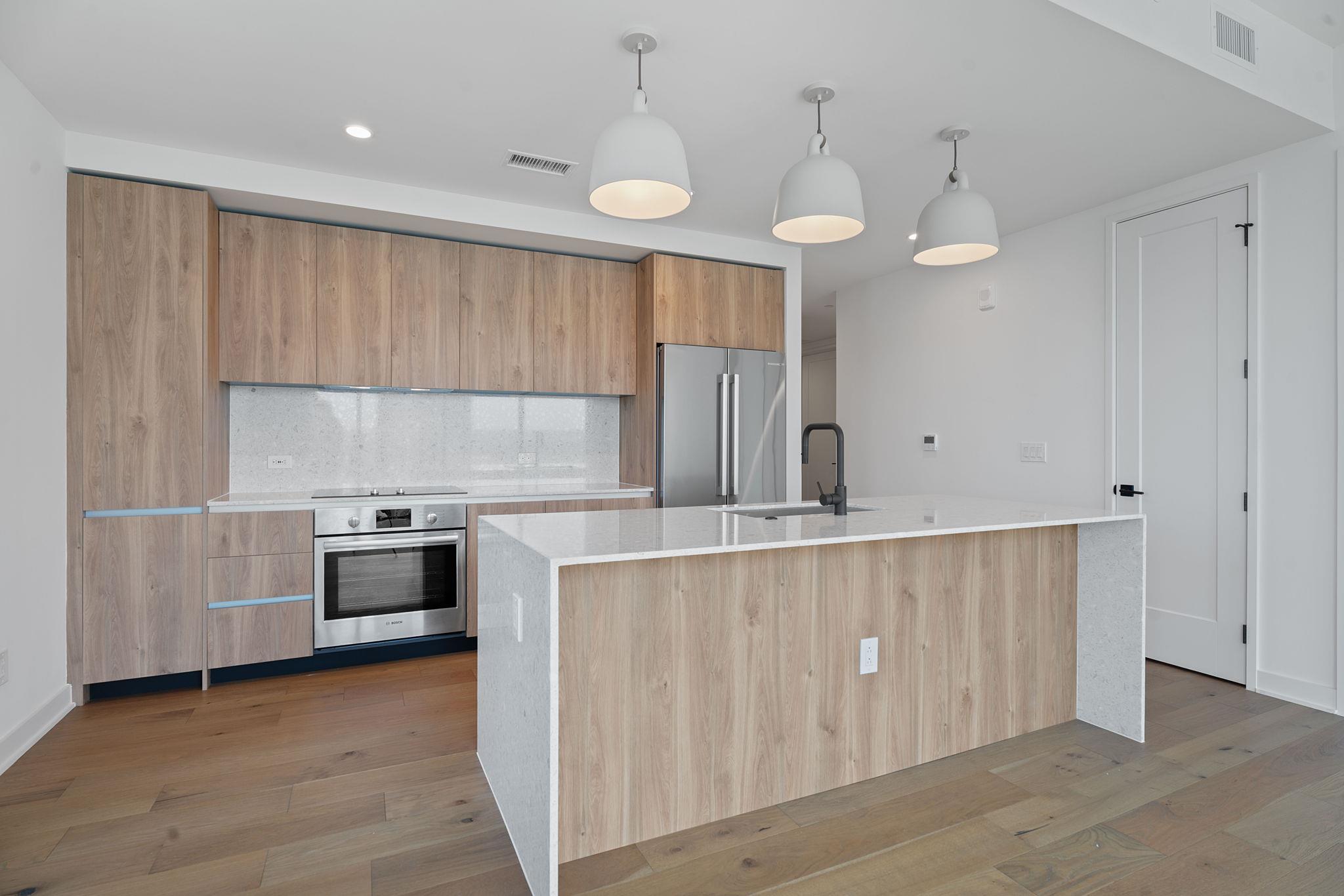 84 East Ave # 3401, Austin, TX 78701