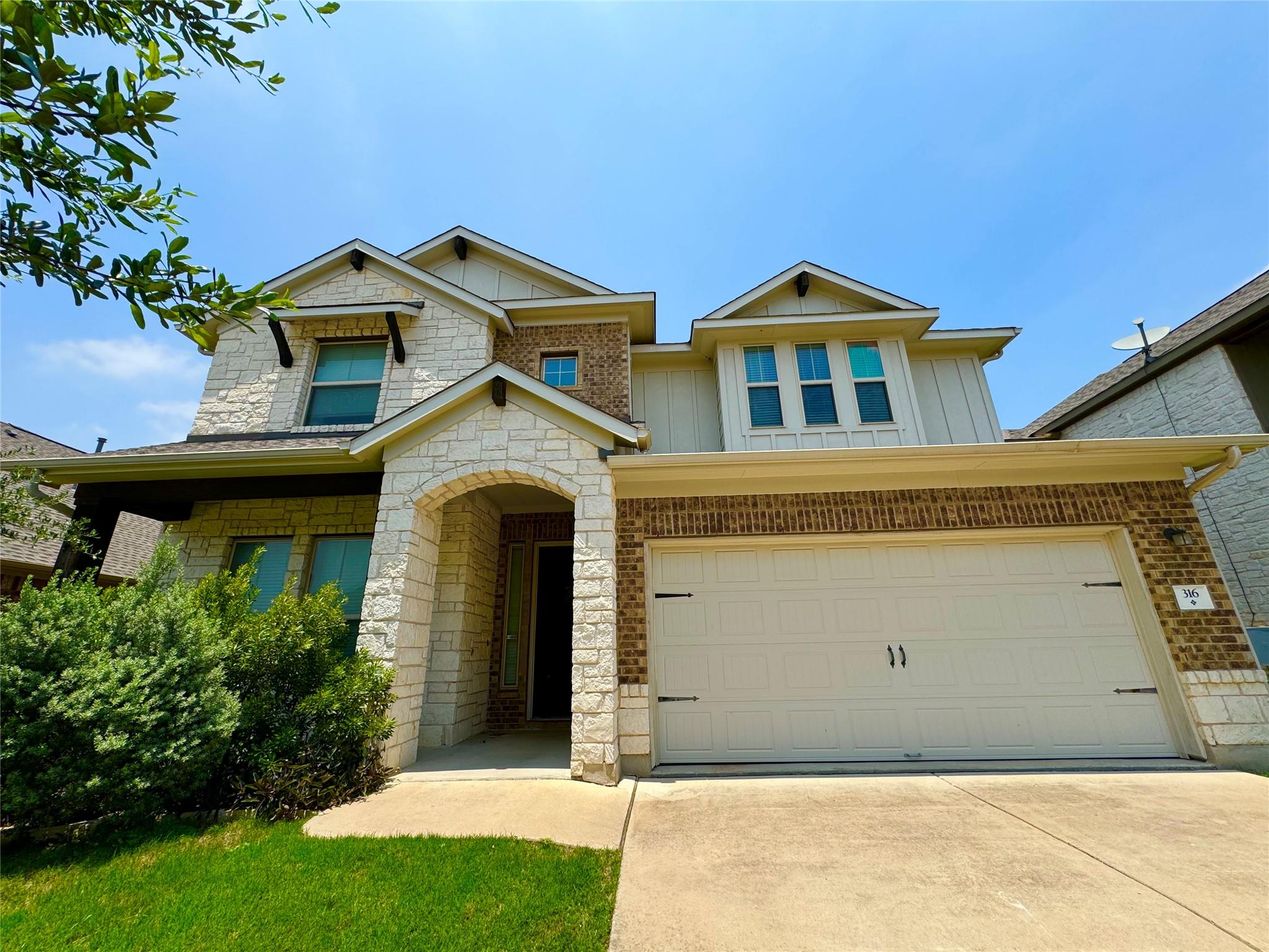 316 Peggy Dr, Liberty Hill, TX 78642