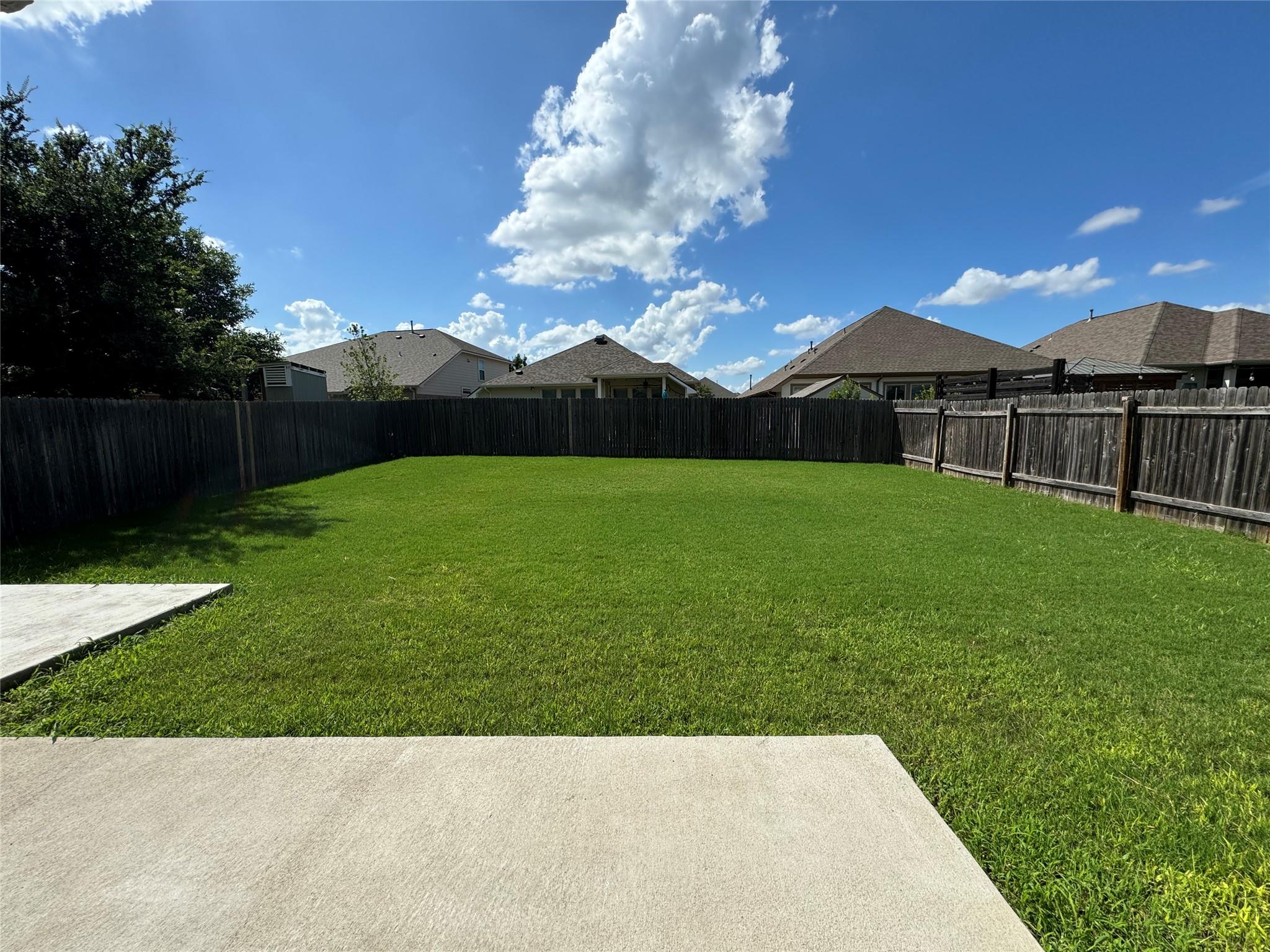 316 Peggy Dr, Liberty Hill, TX 78642