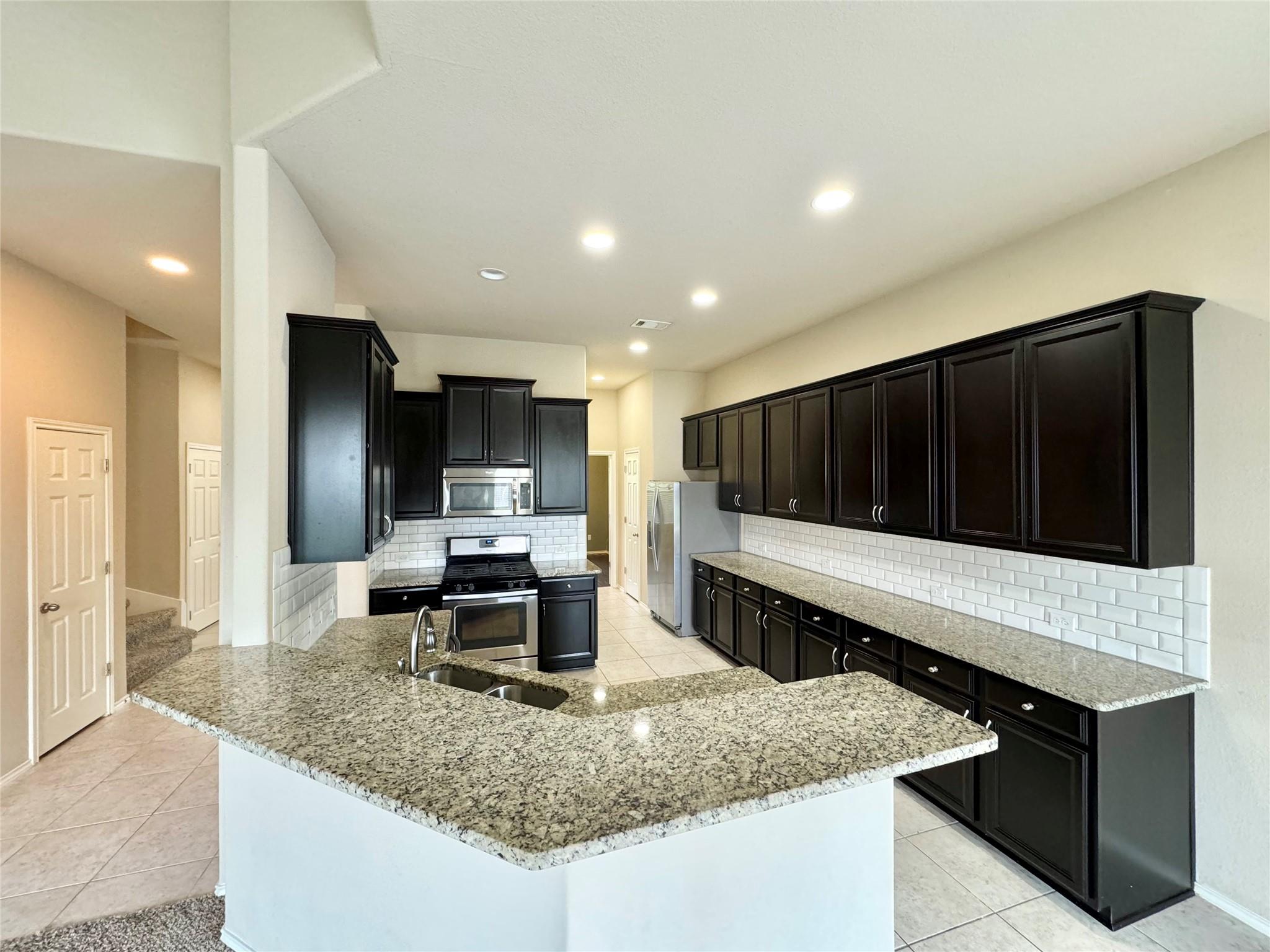 316 Peggy Dr, Liberty Hill, TX 78642