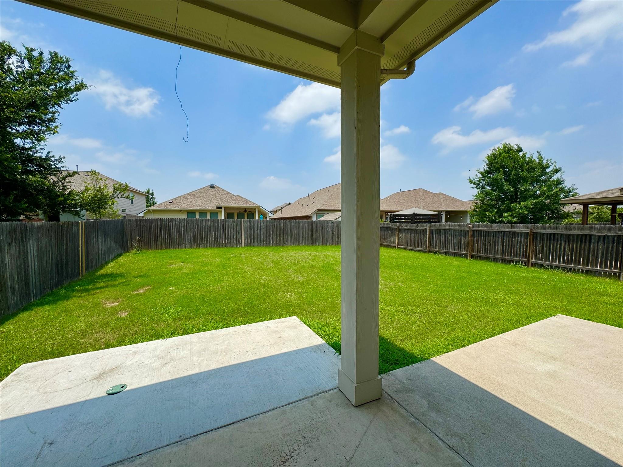 316 Peggy Dr, Liberty Hill, TX 78642