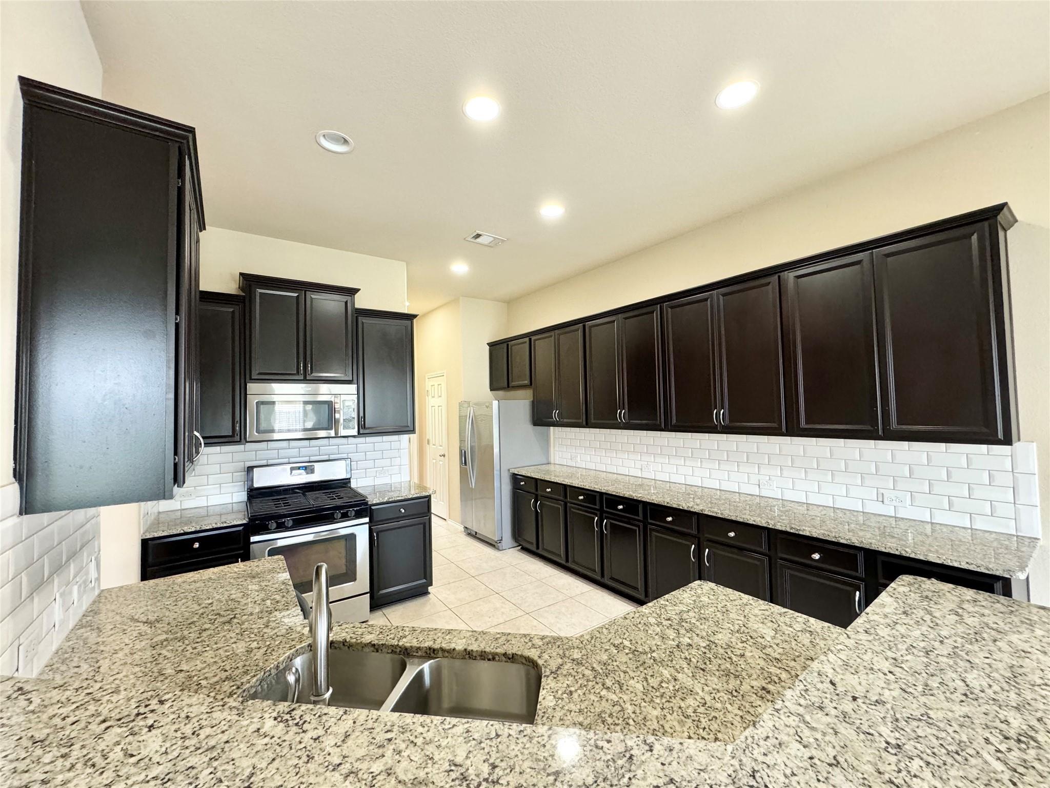 316 Peggy Dr, Liberty Hill, TX 78642