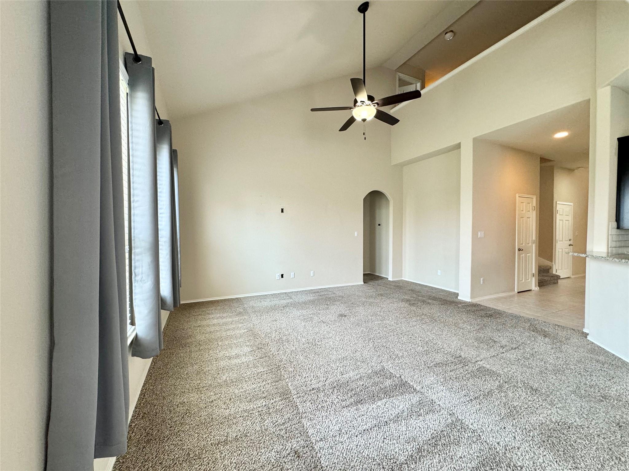 316 Peggy Dr, Liberty Hill, TX 78642