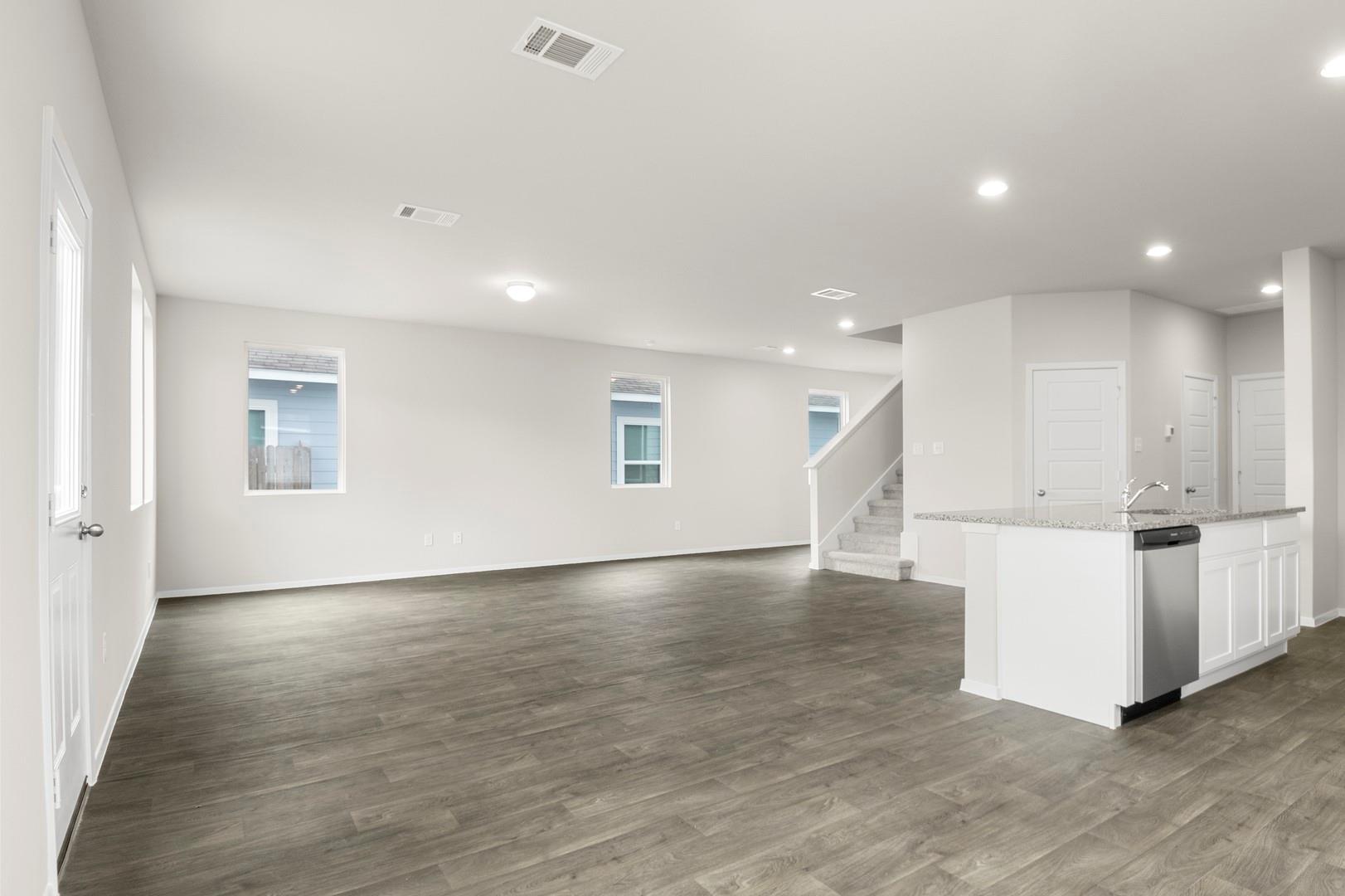 305 Jade St, Maxwell, TX 78656