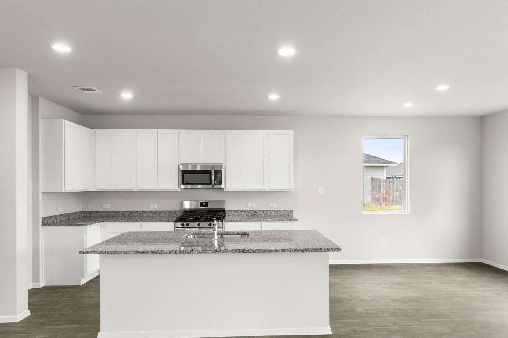 305 Jade St, Maxwell, TX 78656