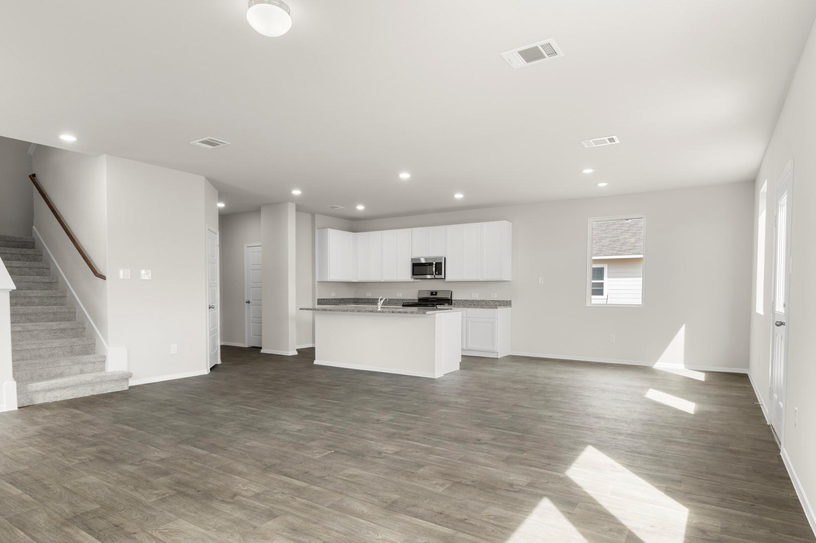 305 Jade St, Maxwell, TX 78656