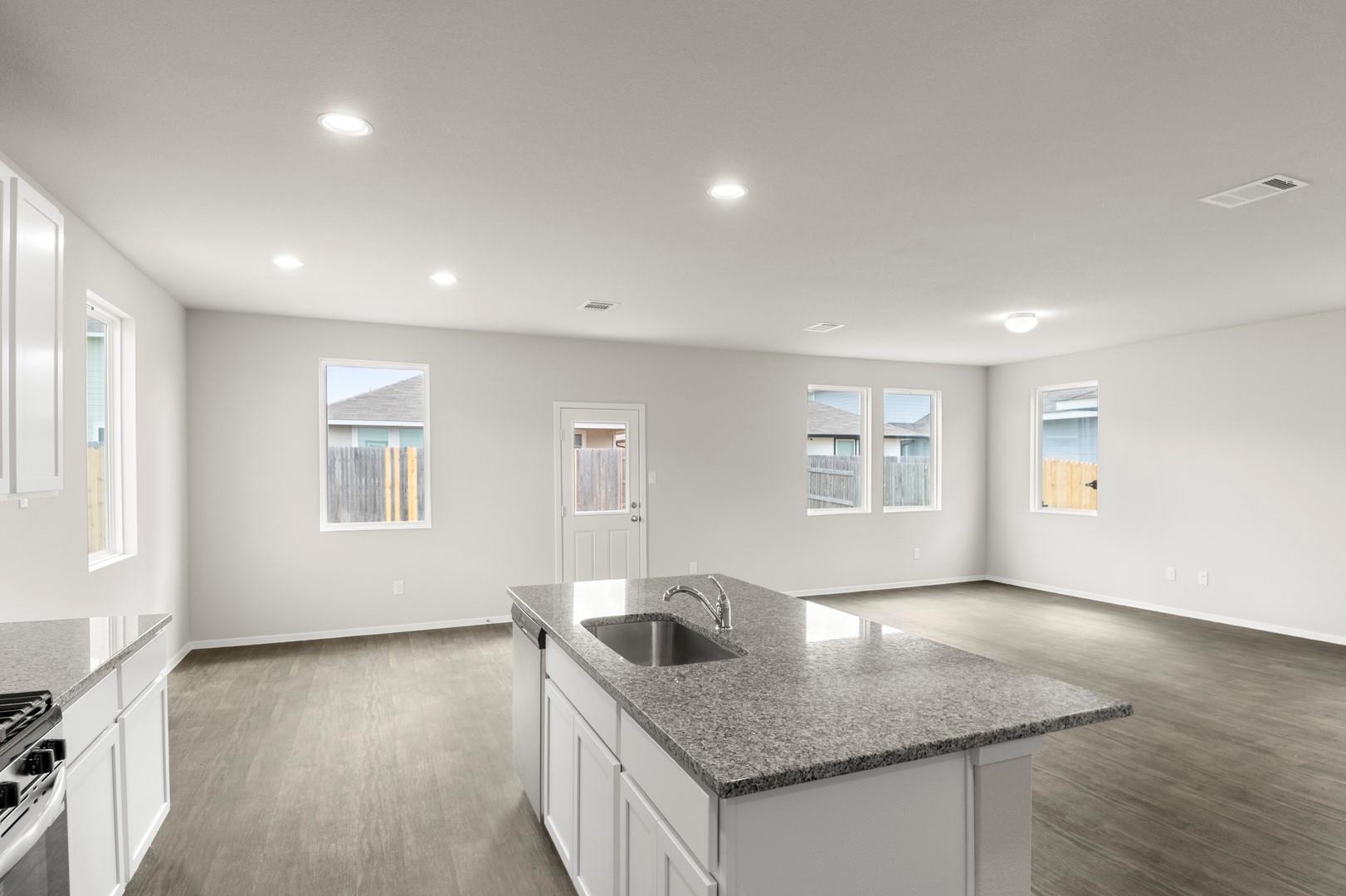 305 Jade St, Maxwell, TX 78656