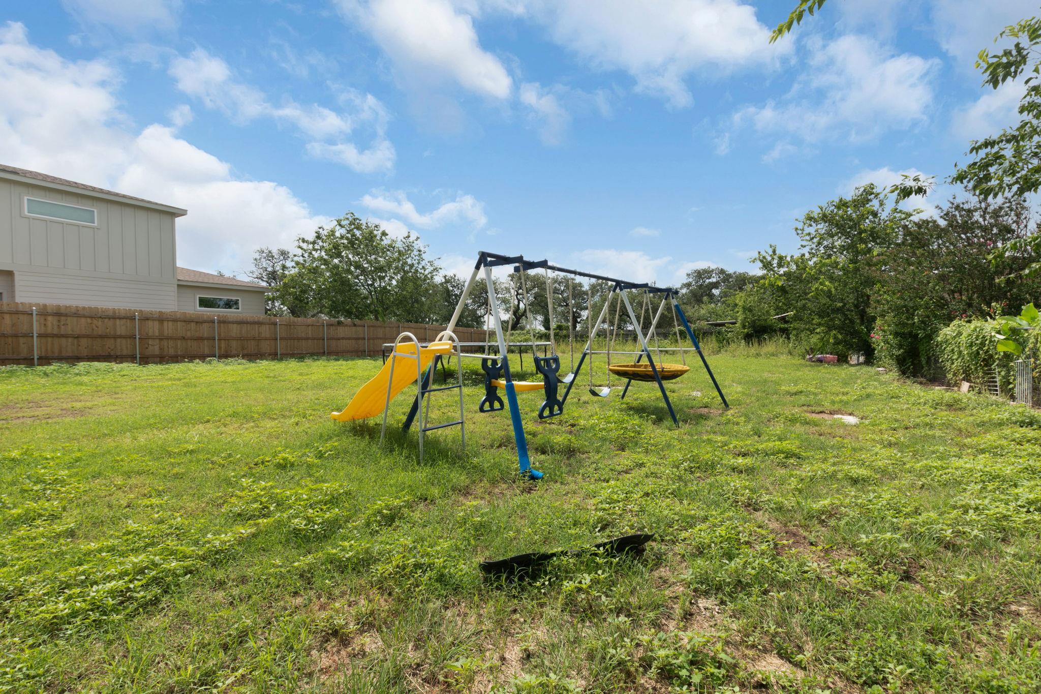 405 E Brier Ln, Burnet, TX 78611