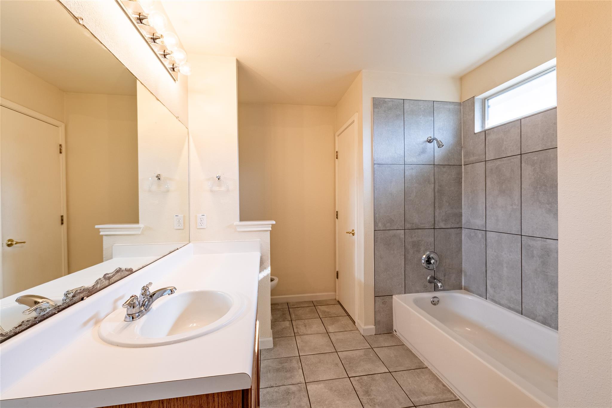 500 Colonial Park Blvd, Austin, TX 78745