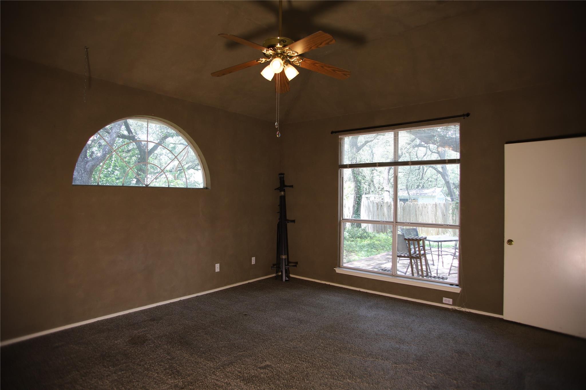 403 N Blue Ridge Pkwy, Cedar Park, TX 78613