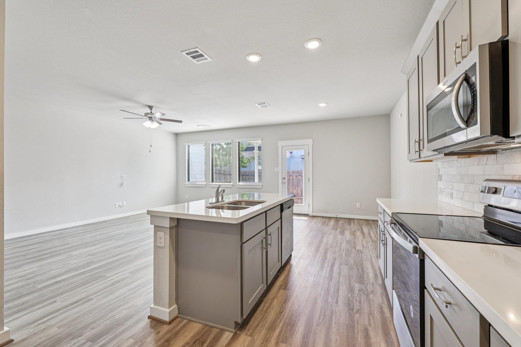 111-B Amber Fields Trl, Buda, TX 78610