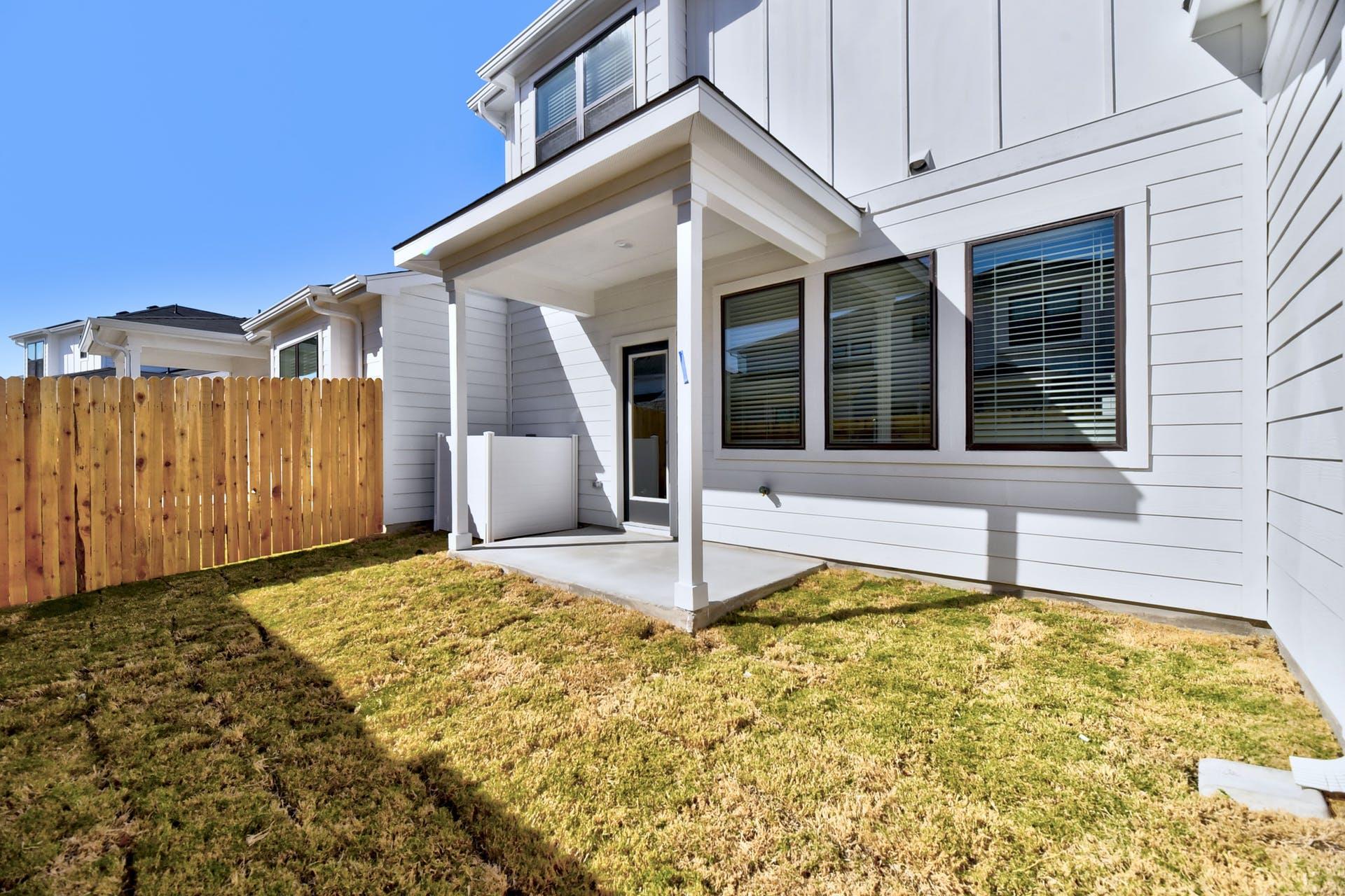 111-B Amber Fields Trl, Buda, TX 78610