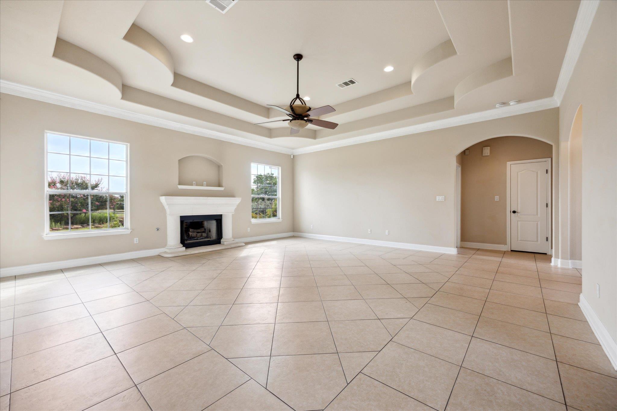 144 Escondido Dr, Del Valle, TX 78617