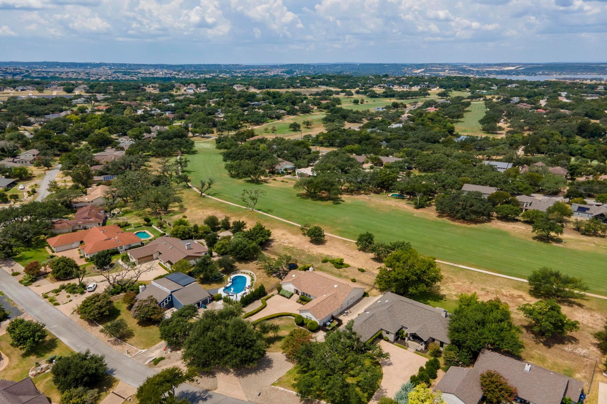 911 Vanguard St, Lakeway, TX 78734