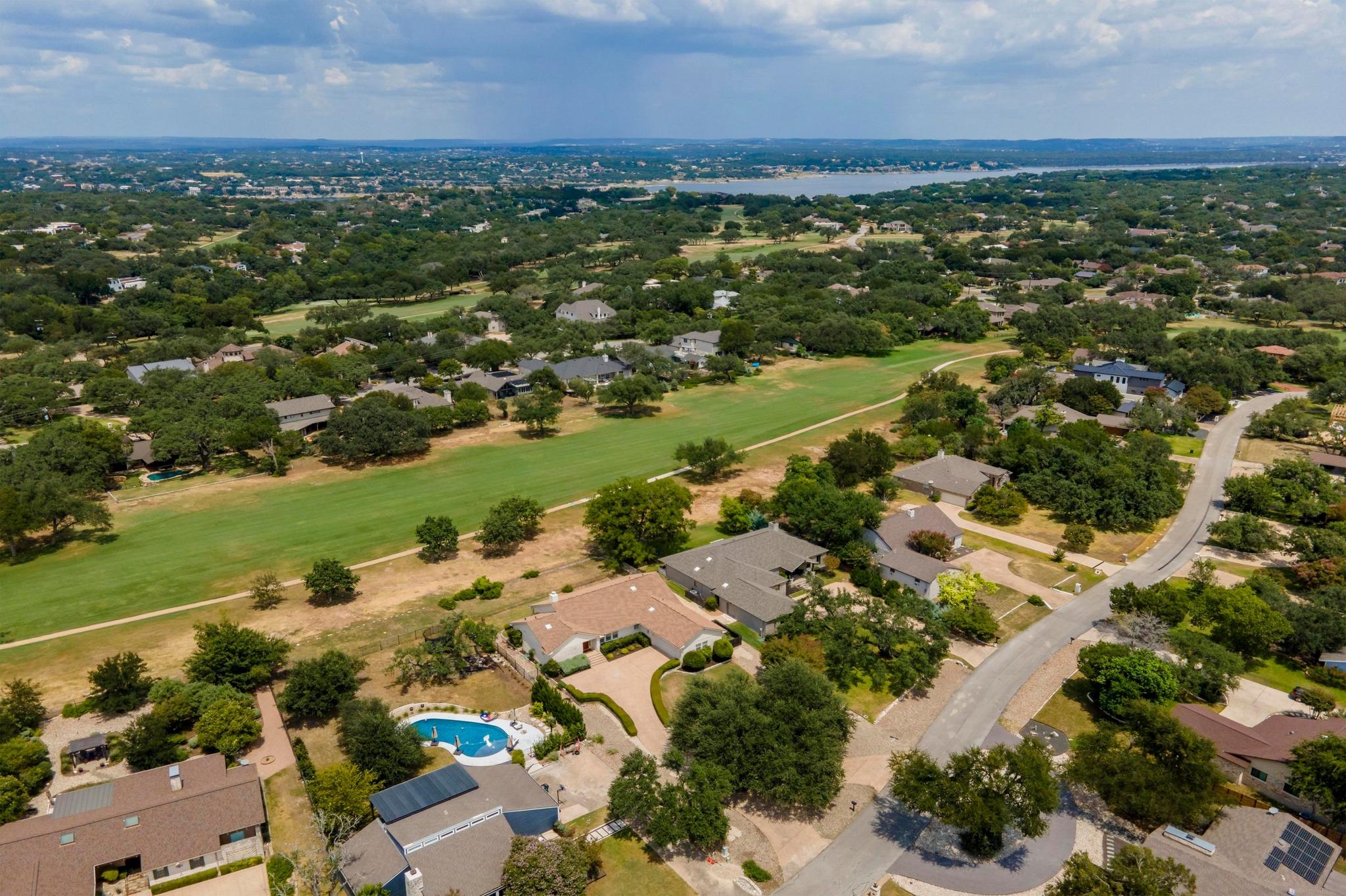 911 Vanguard St, Lakeway, TX 78734