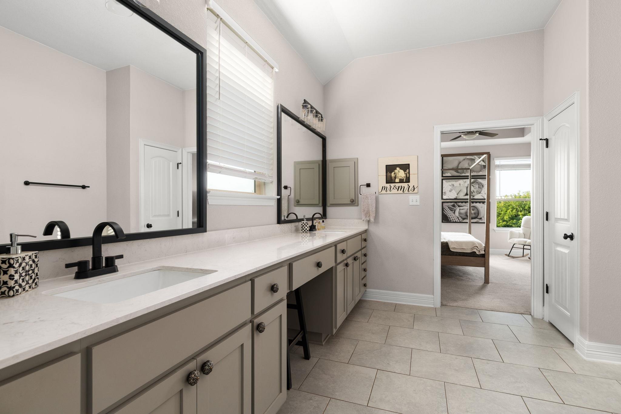 5005 Buchanan Draw Rd, Austin, TX 78738