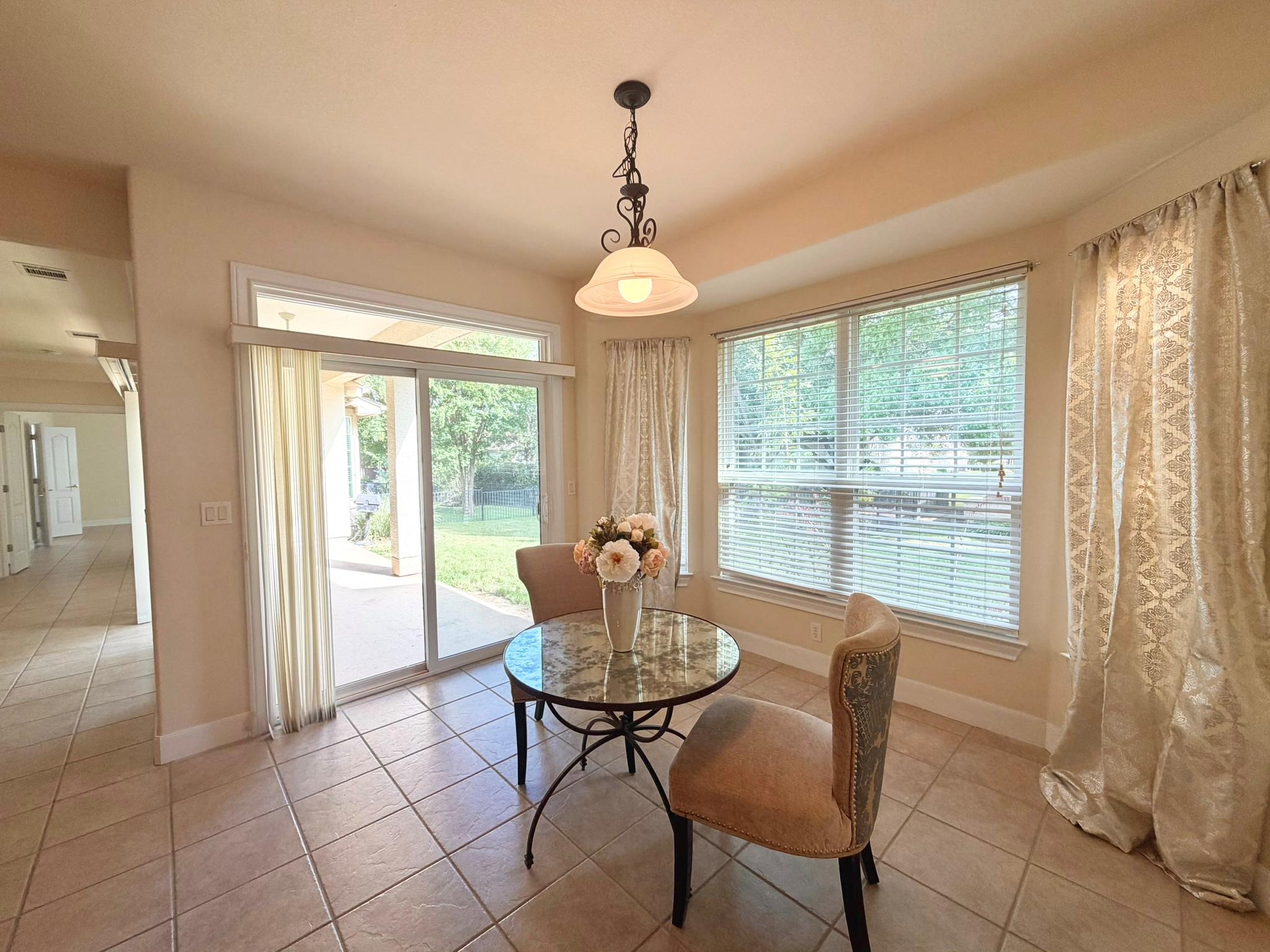 110 Guadalupe Trl, Georgetown, TX 78633