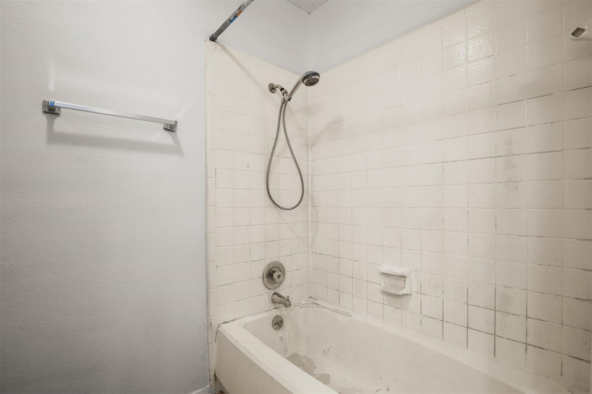 1606 Dale Cv, Round Rock, TX 78664