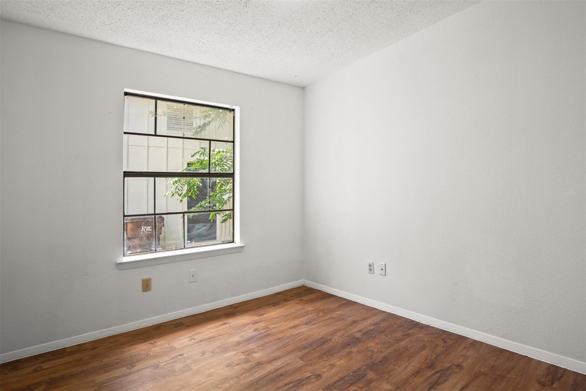 1606 Dale Cv, Round Rock, TX 78664