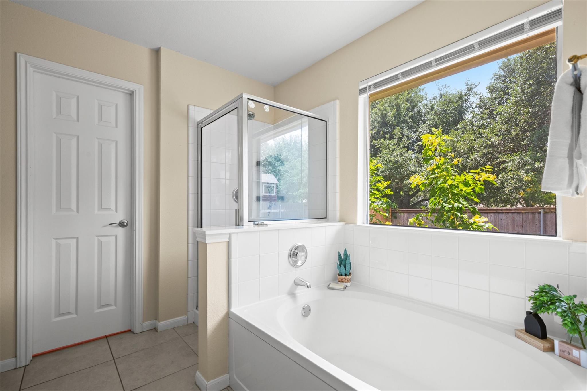 301 River Crossing Trl, Round Rock, TX 78665