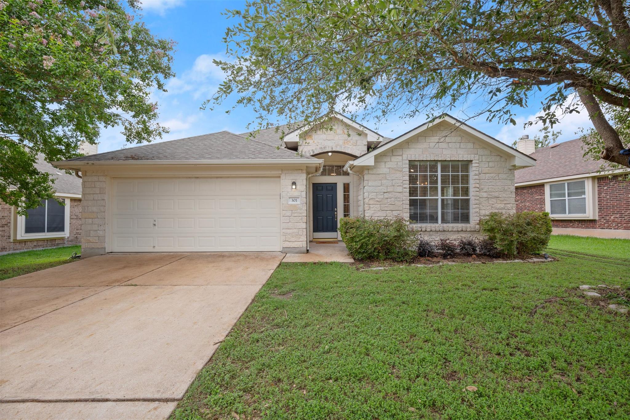 301 River Crossing Trl, Round Rock, TX 78665