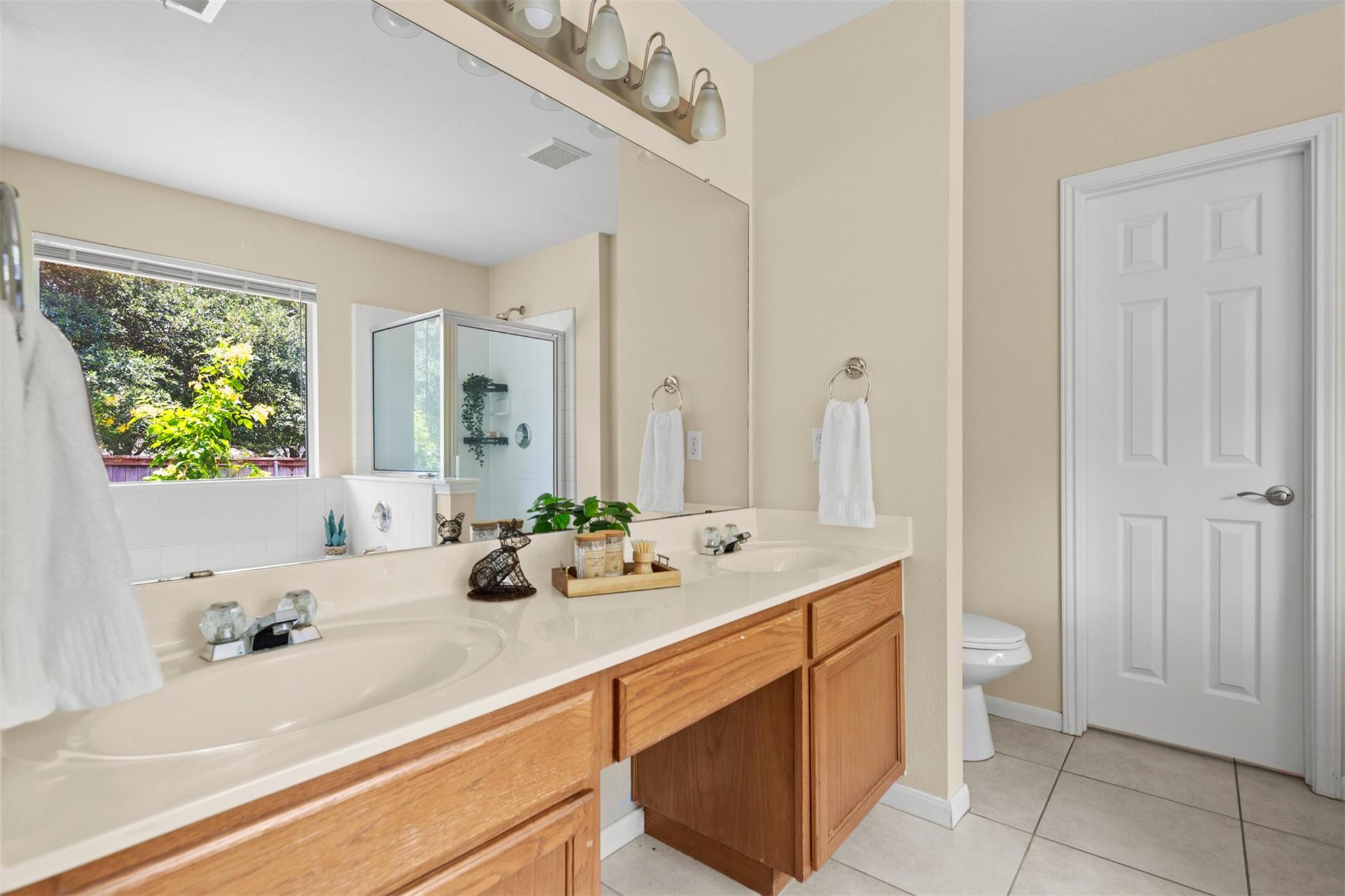 301 River Crossing Trl, Round Rock, TX 78665