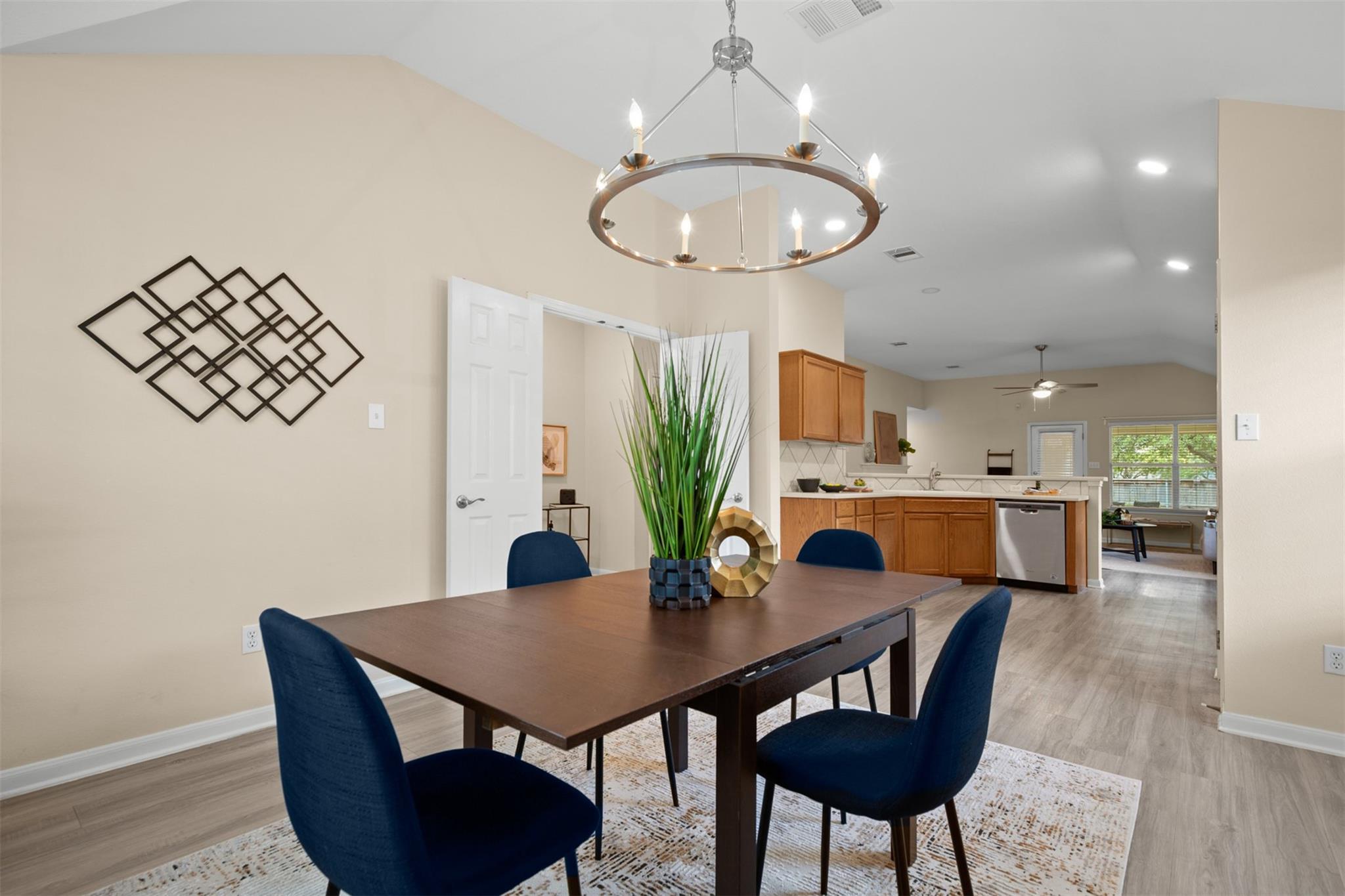 301 River Crossing Trl, Round Rock, TX 78665