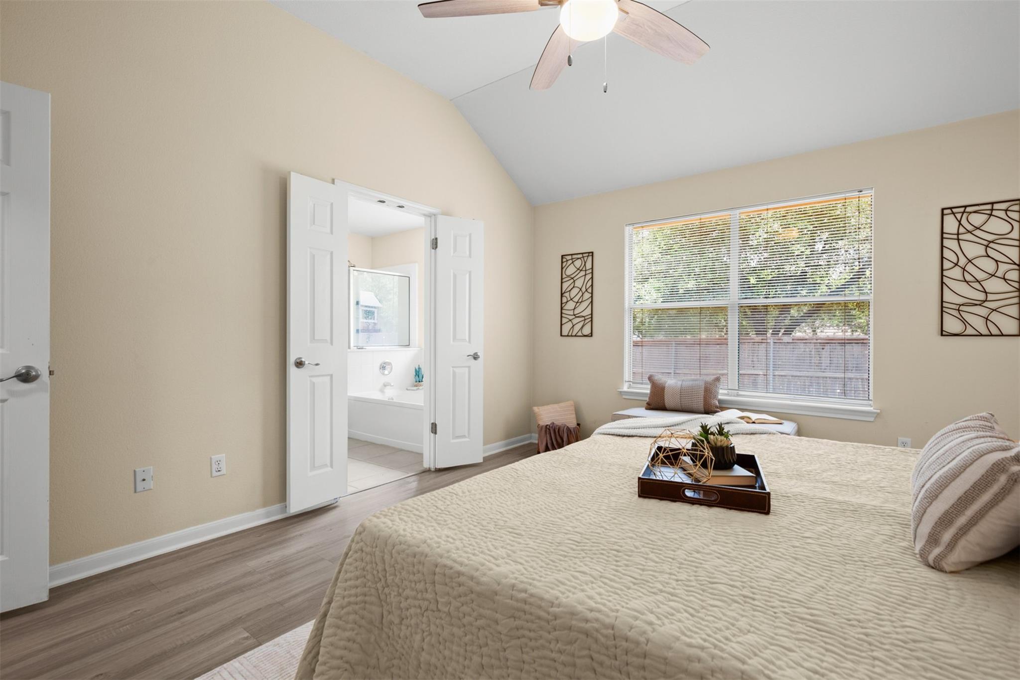 301 River Crossing Trl, Round Rock, TX 78665