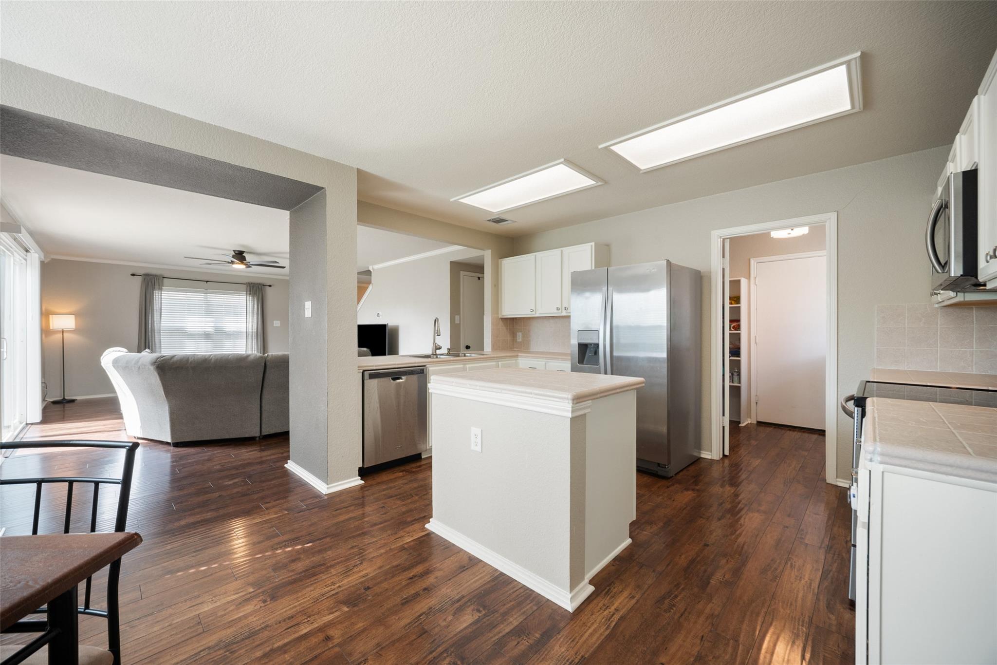 308 Sunny Brook Dr, Leander, TX 78641