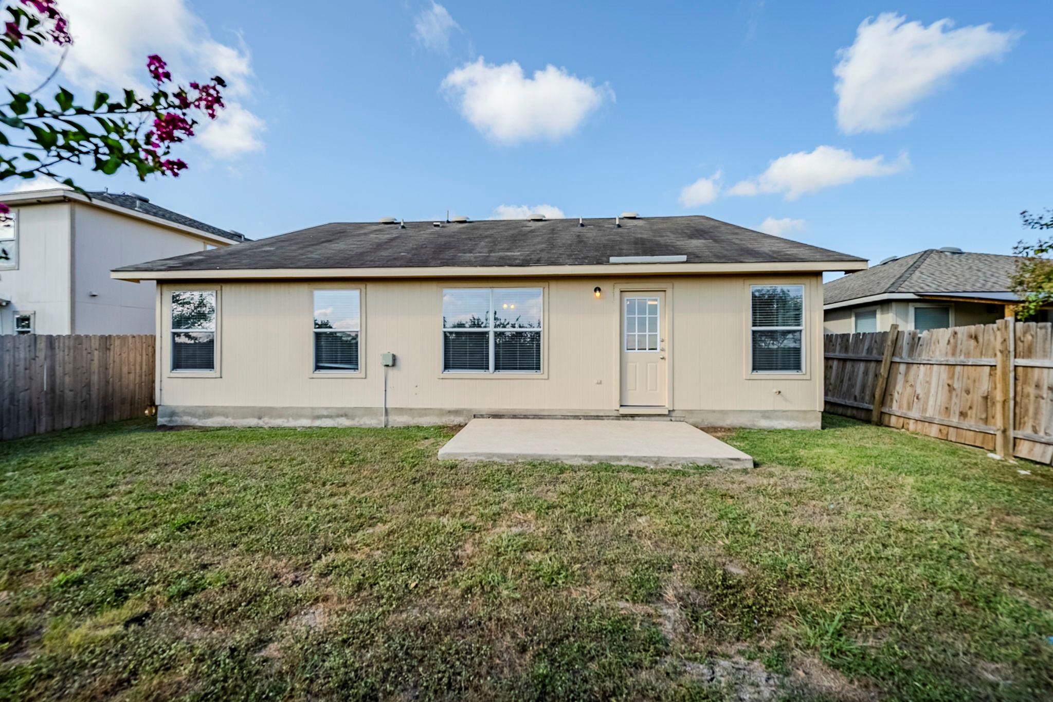 18224 Canopy Ln, Manor, TX 78653