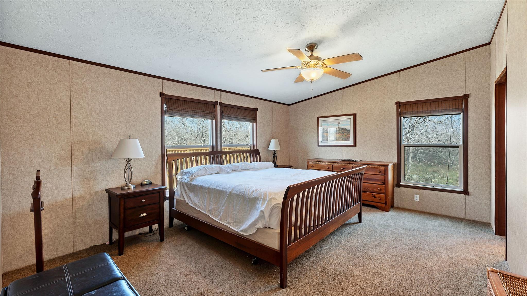 154 Cowboy Rd, Gonzales, TX 78629
