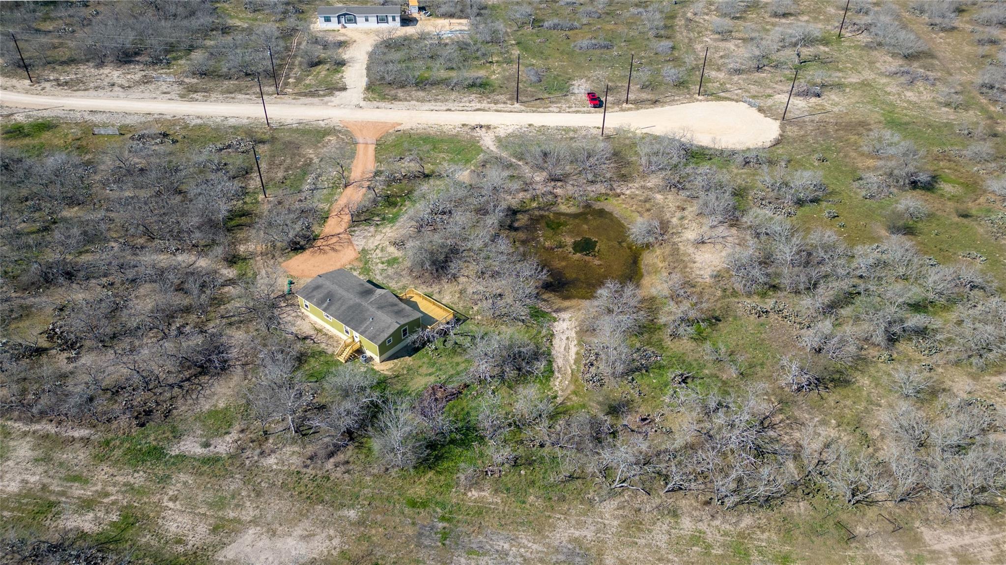 154 Cowboy Rd, Gonzales, TX 78629