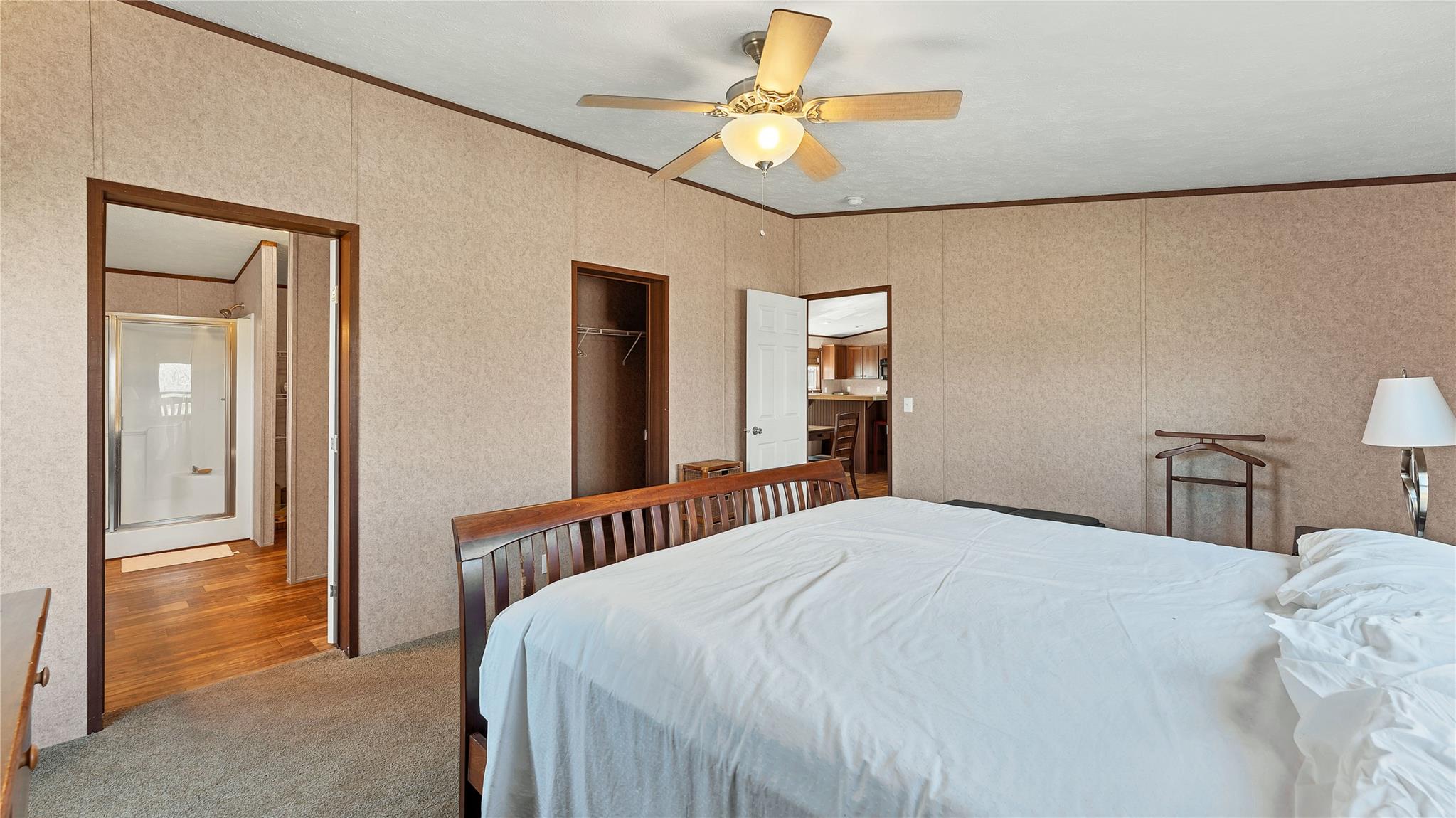 154 Cowboy Rd, Gonzales, TX 78629
