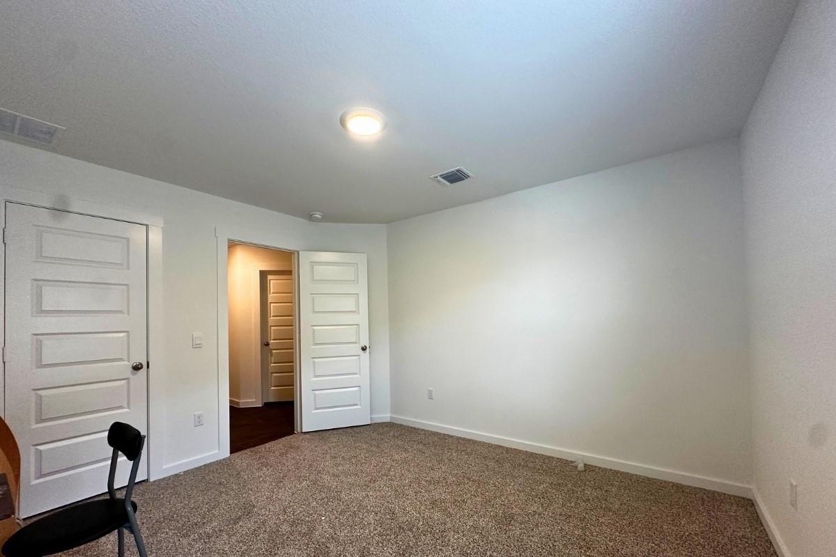 106 Canadian River Trl, Hutto, TX 78634
