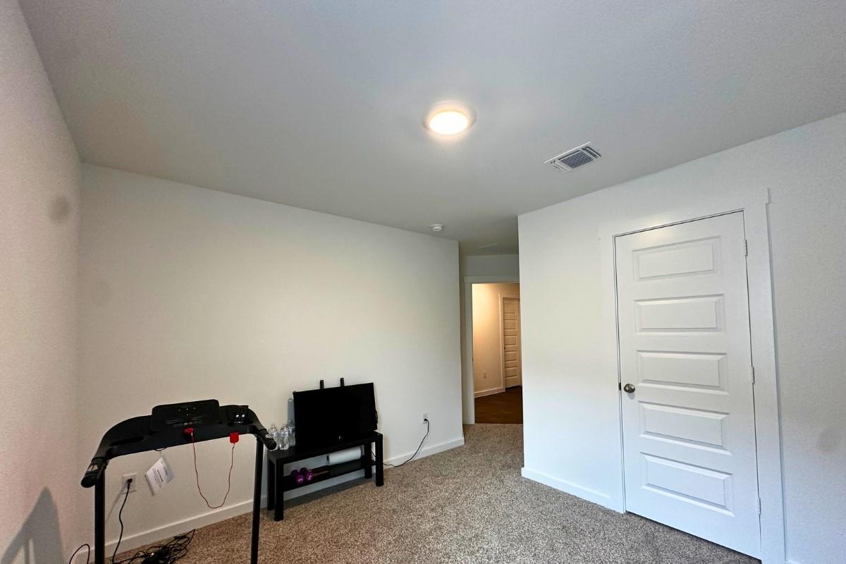 106 Canadian River Trl, Hutto, TX 78634