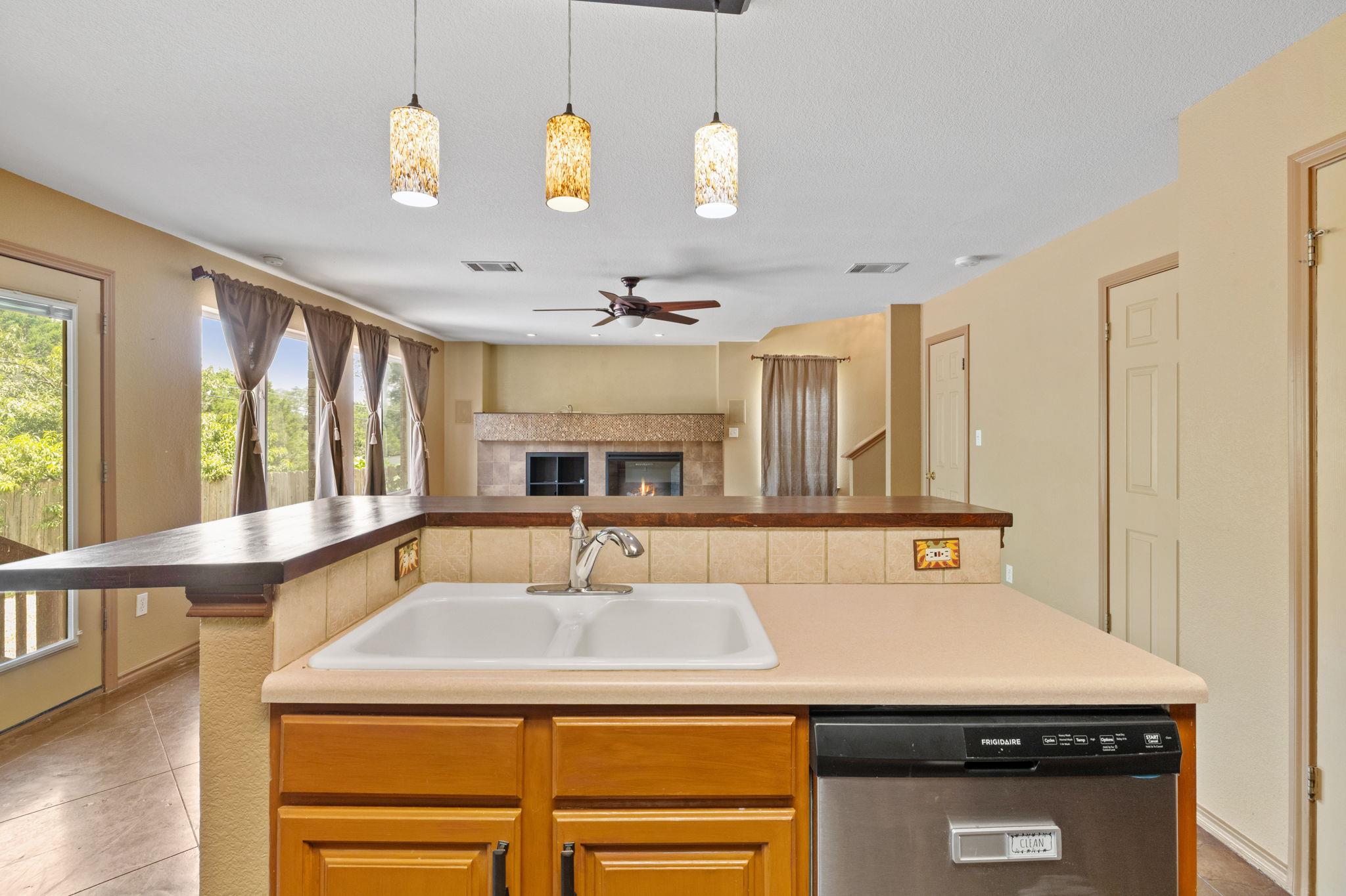 3634 Windhill Loop, Round Rock, TX 78681