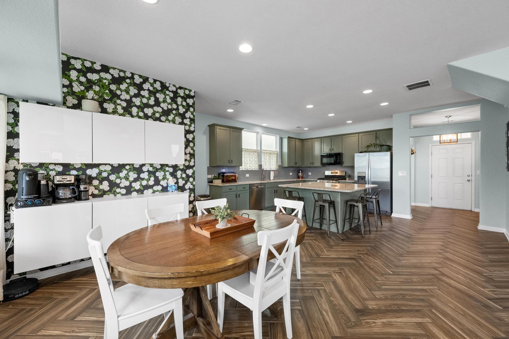 1637 Arbor Knot Dr, Kyle, TX 78640