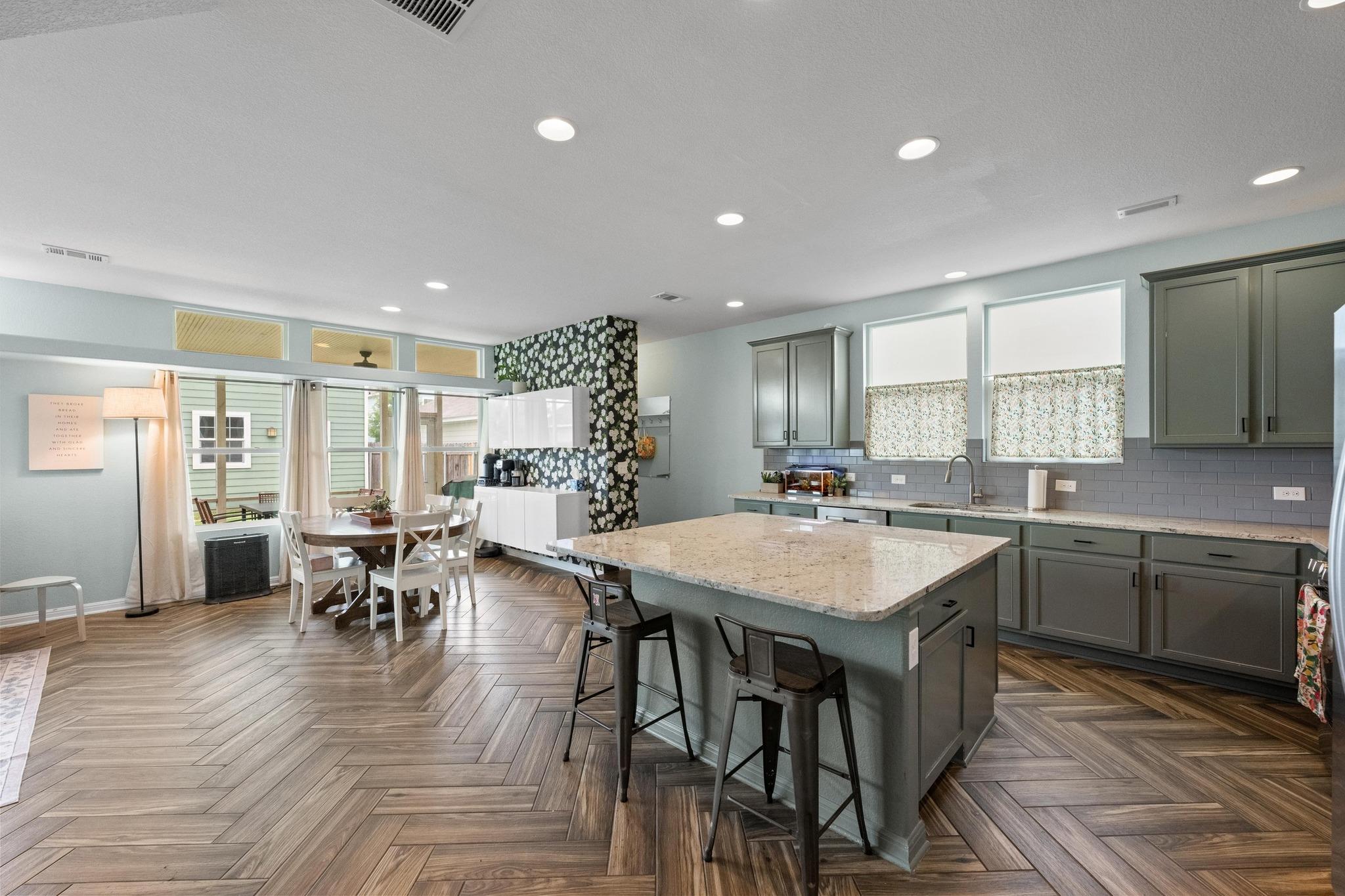 1637 Arbor Knot Dr, Kyle, TX 78640