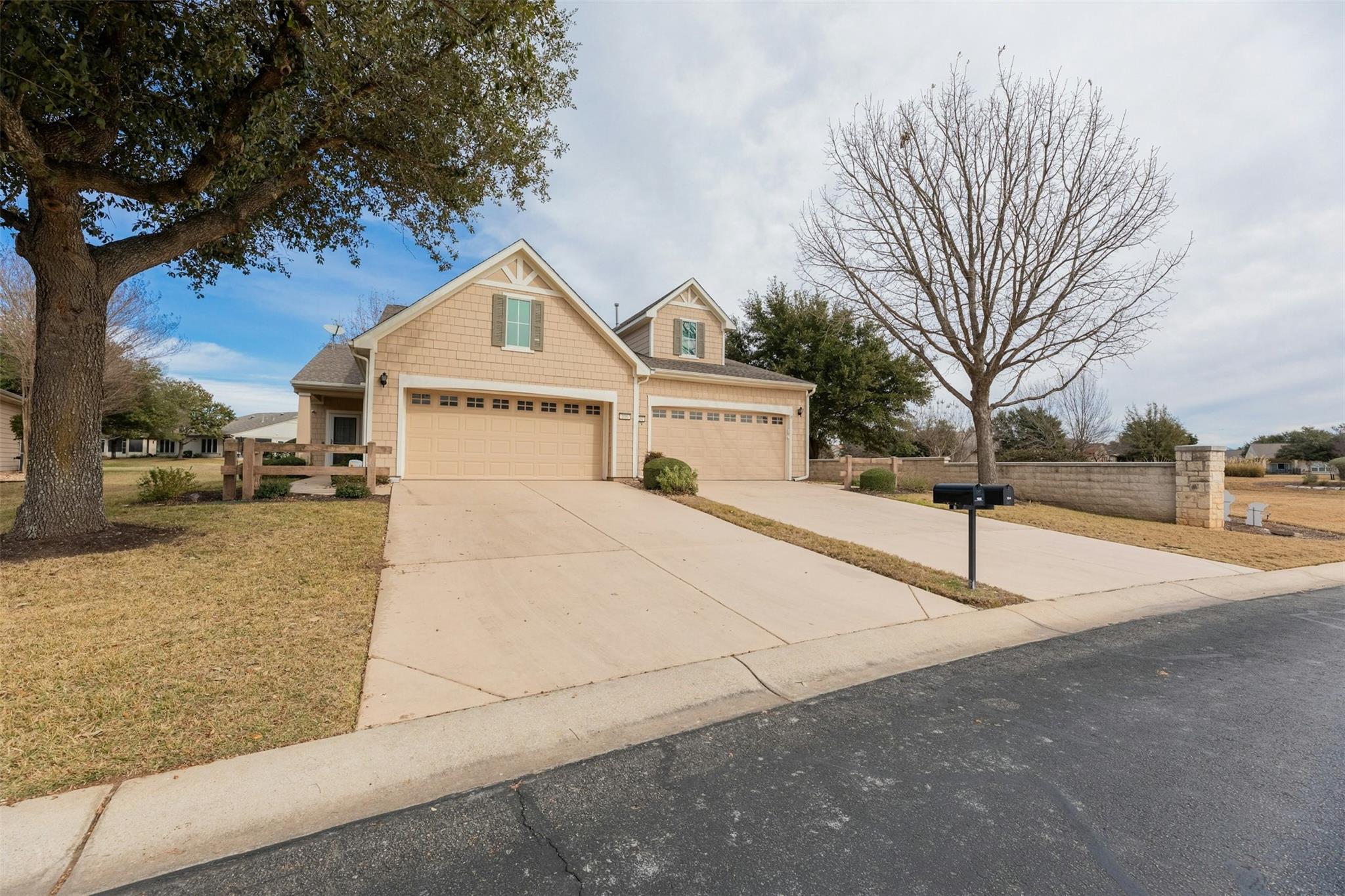 104 Honey Creek Trl, Georgetown, TX 78633
