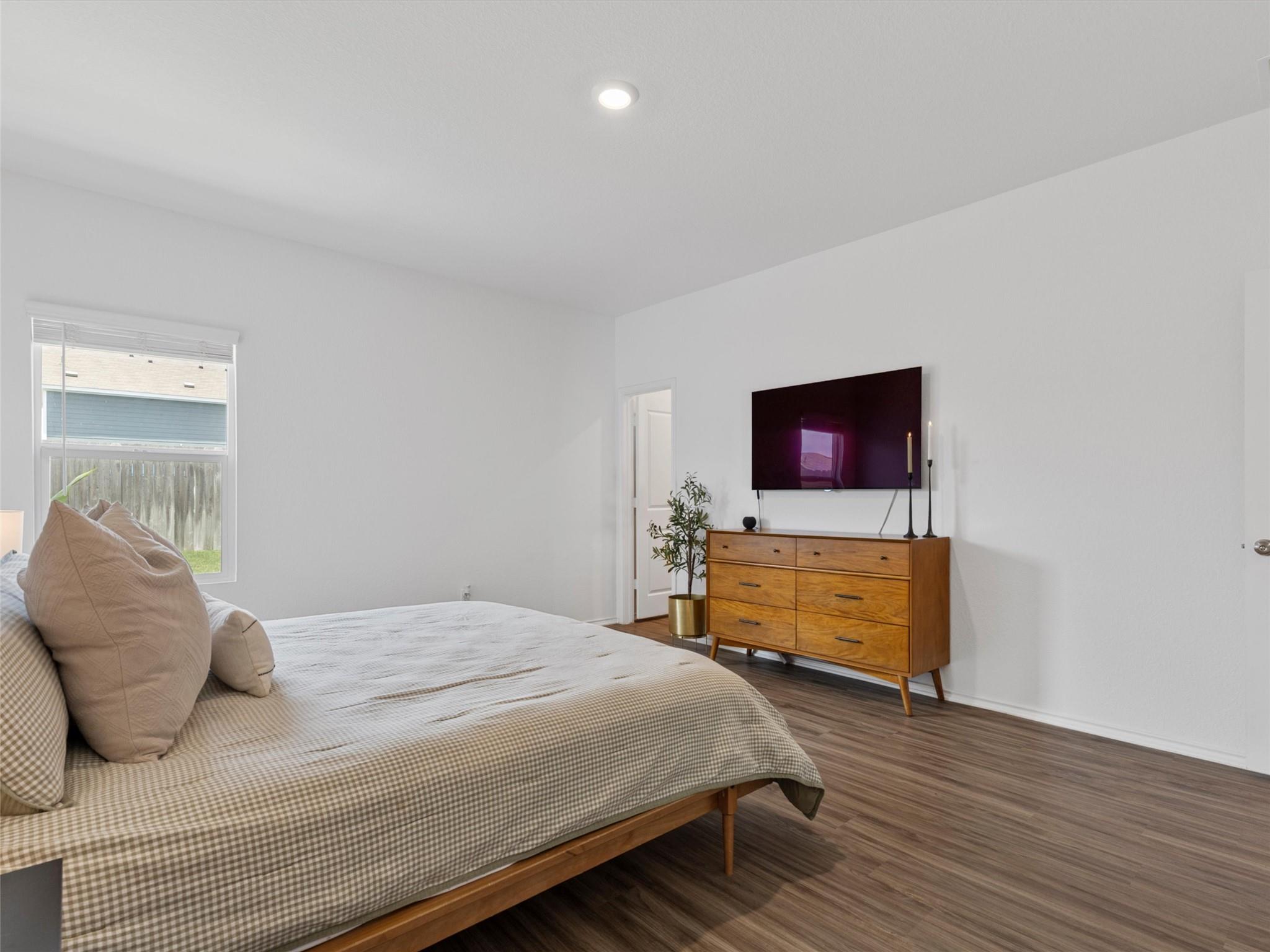 308 Sunfish Ln, Bastrop, TX 78602
