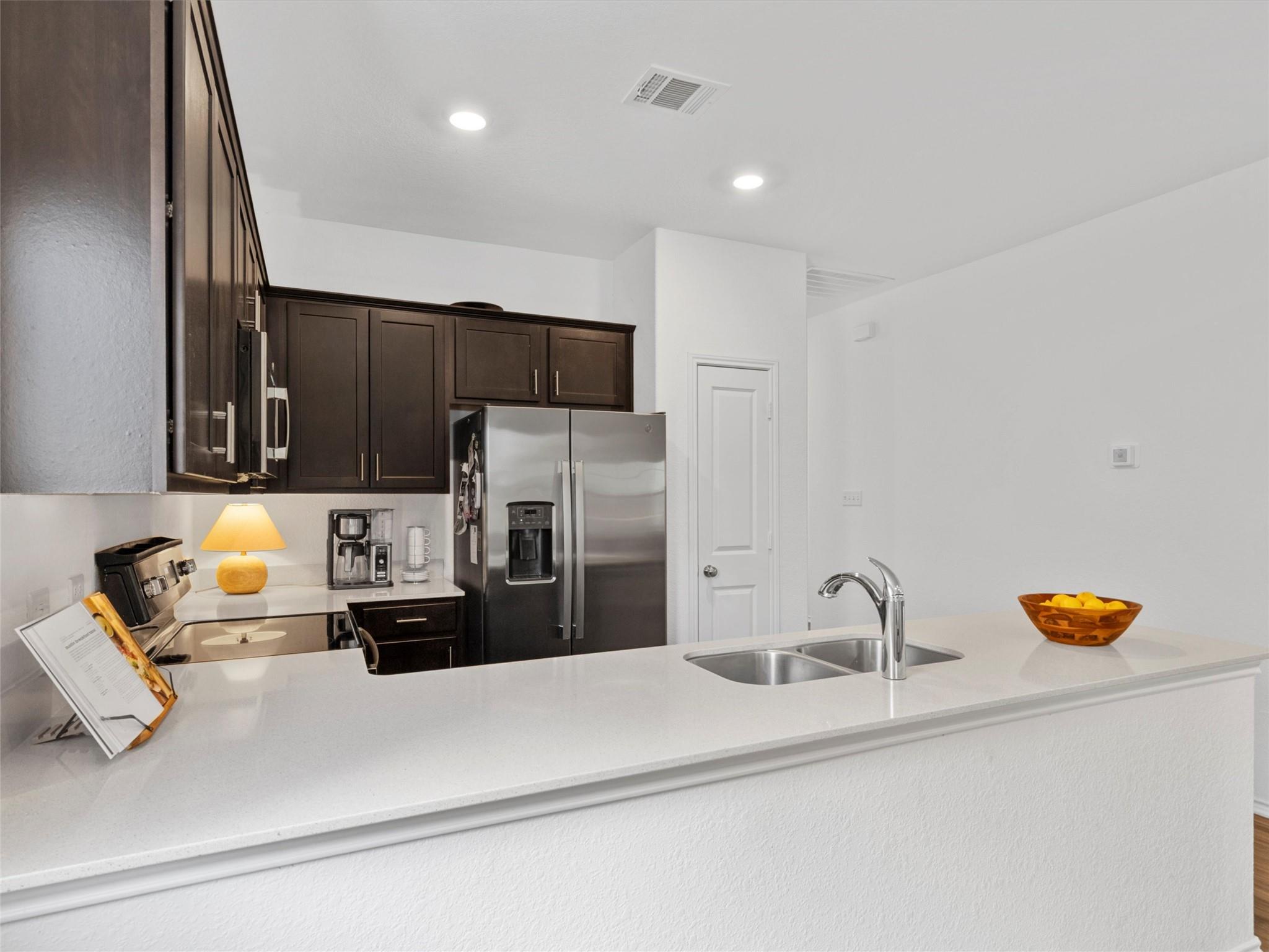 308 Sunfish Ln, Bastrop, TX 78602