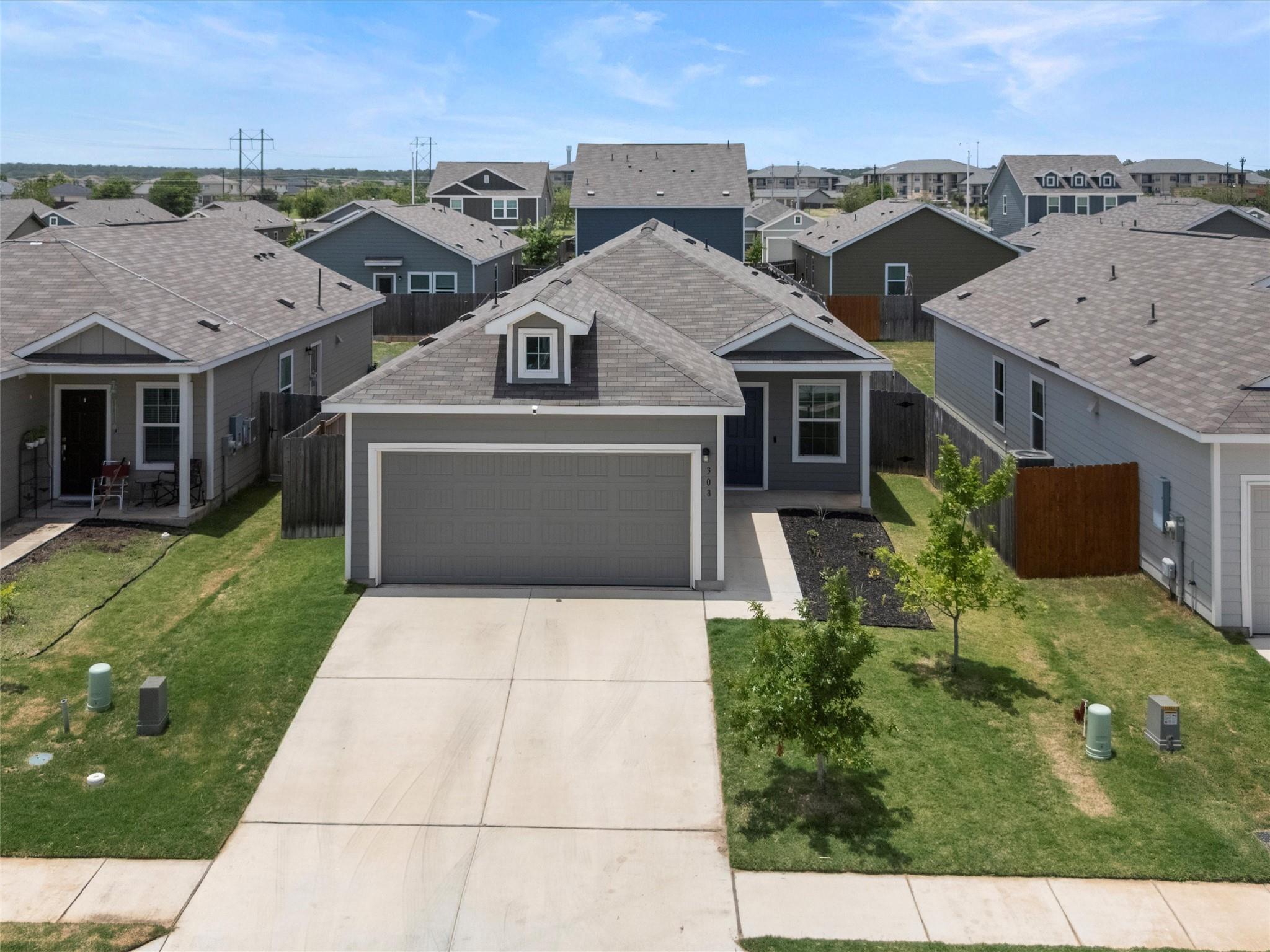 308 Sunfish Ln, Bastrop, TX 78602