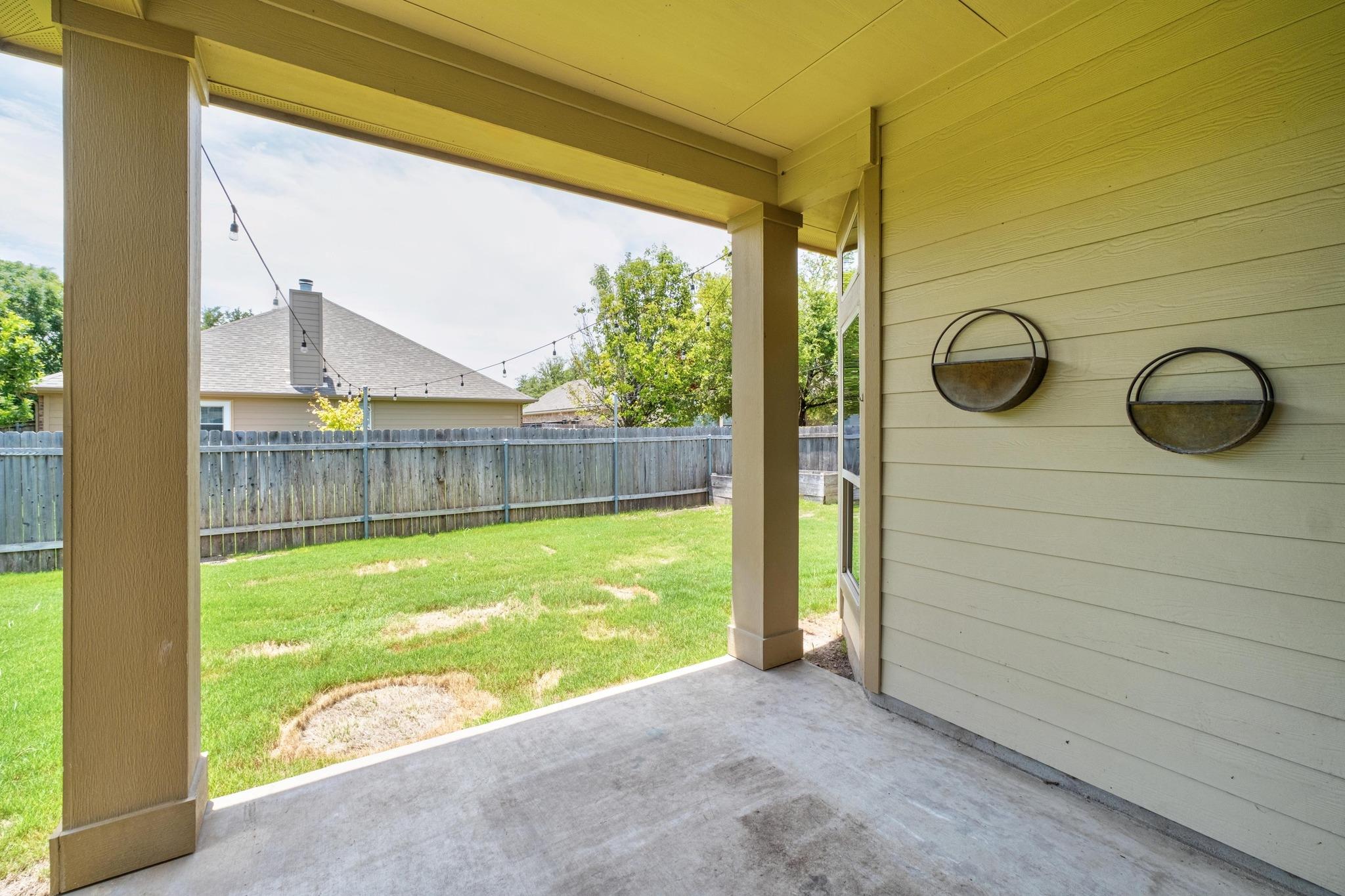 212 Blue Spruce Way, Round Rock, TX 78664